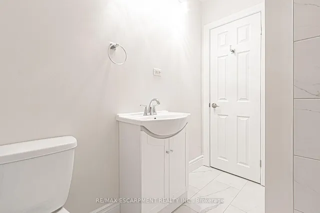 Additional property image - 18 MILES St