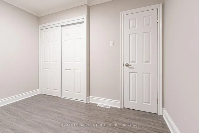 Additional property image - 18 MILES St