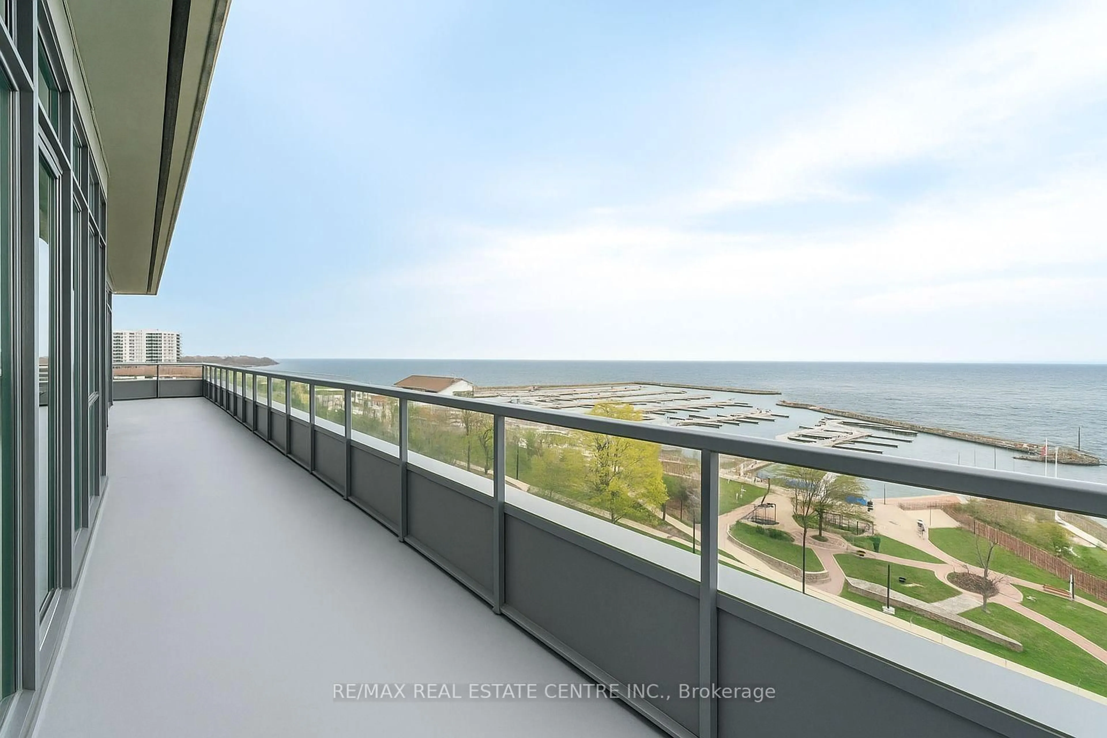 Balcony in the apartment, water/lake/river/ocean view for 11 Bronte Rd #808, Oakville Ontario L6L 5B6