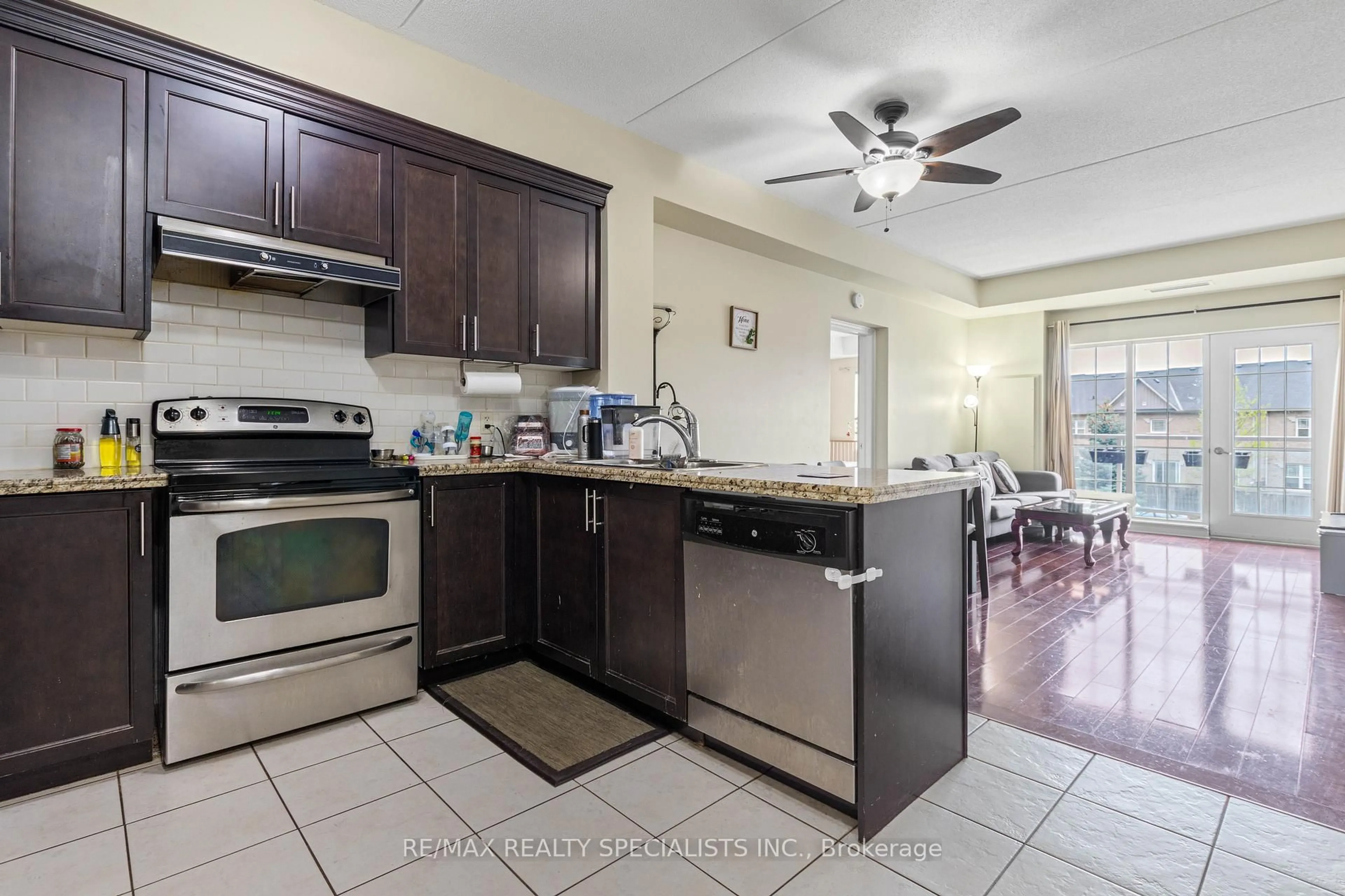 Standard kitchen, ceramic/tile floor for 1379 Costigan Rd #201, Milton Ontario L9T 2K6