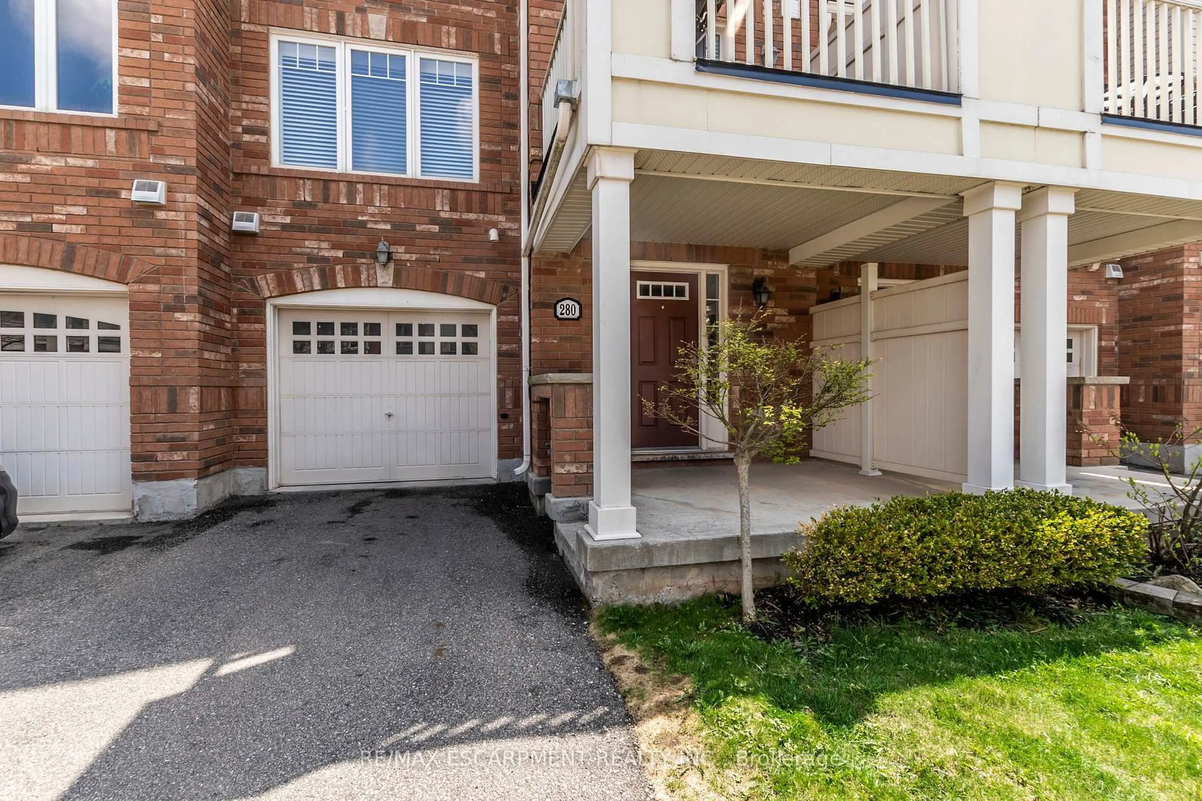 Unknown for 280 Wetenhall Landing, Milton Ontario L9T 7B5