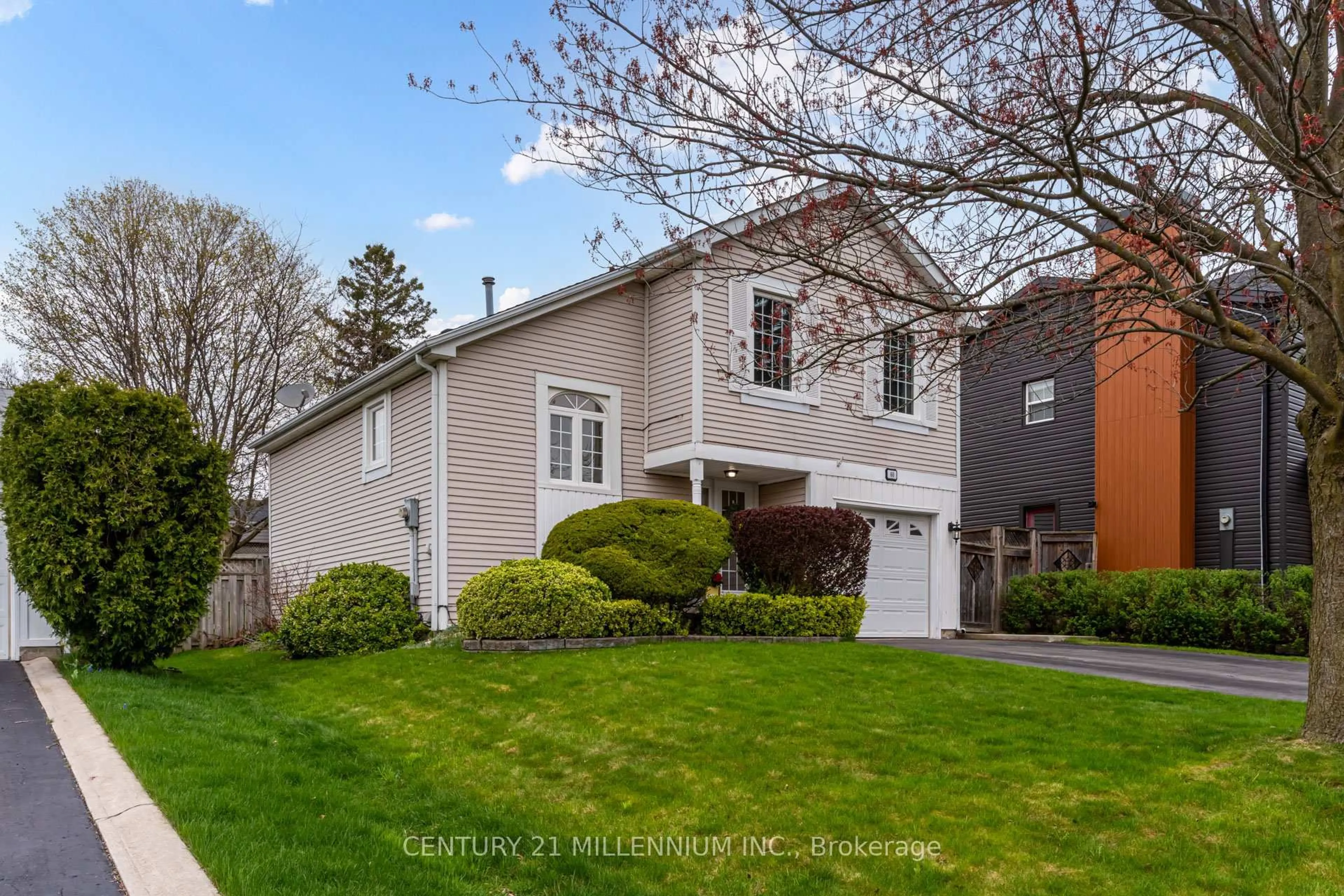 Home with vinyl exterior material, street for 60 Monterey Ave, Brampton Ontario L6Z 1B5