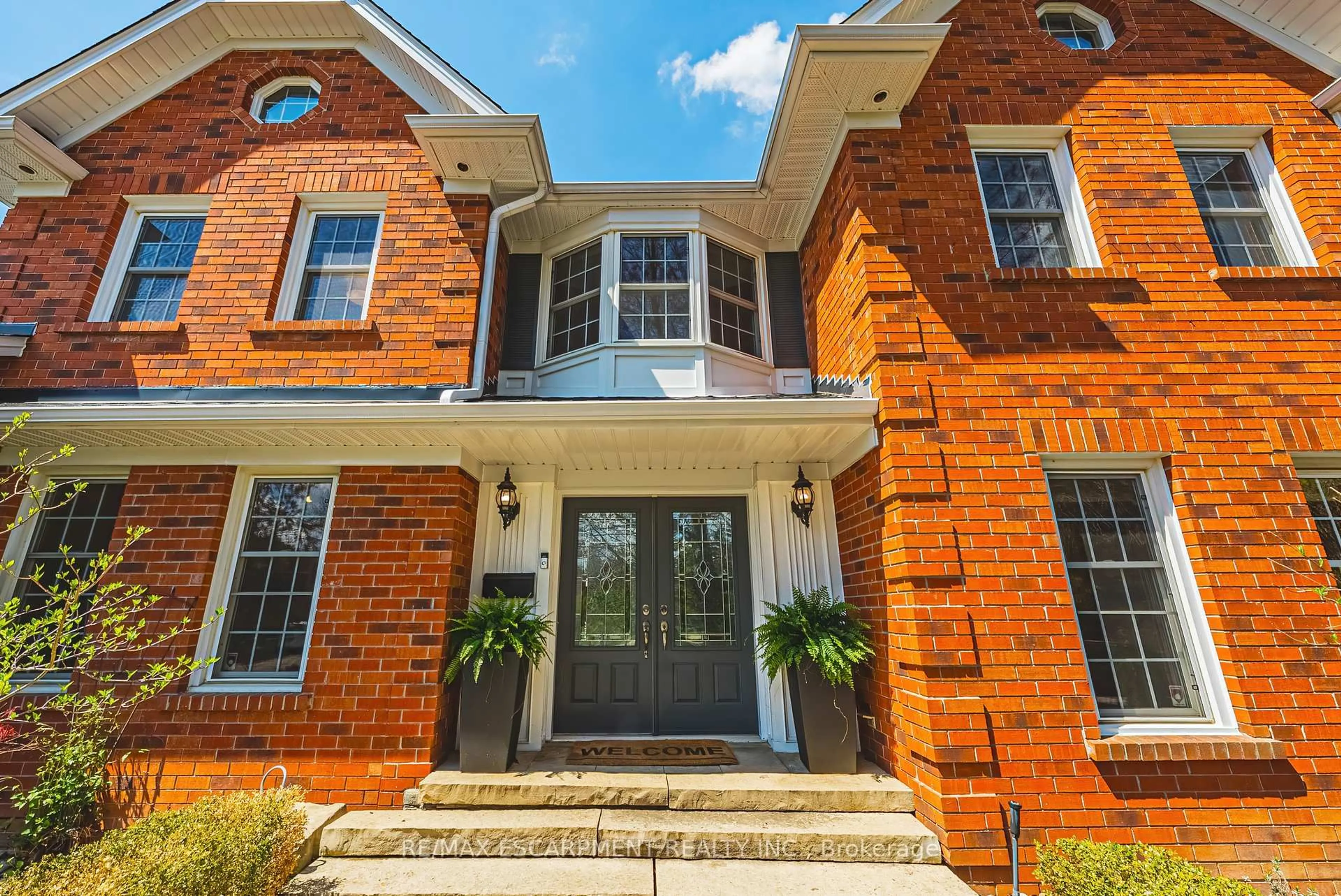 Home with brick exterior material, street for 1315 Roseto Crt, Burlington Ontario L7P 4L4