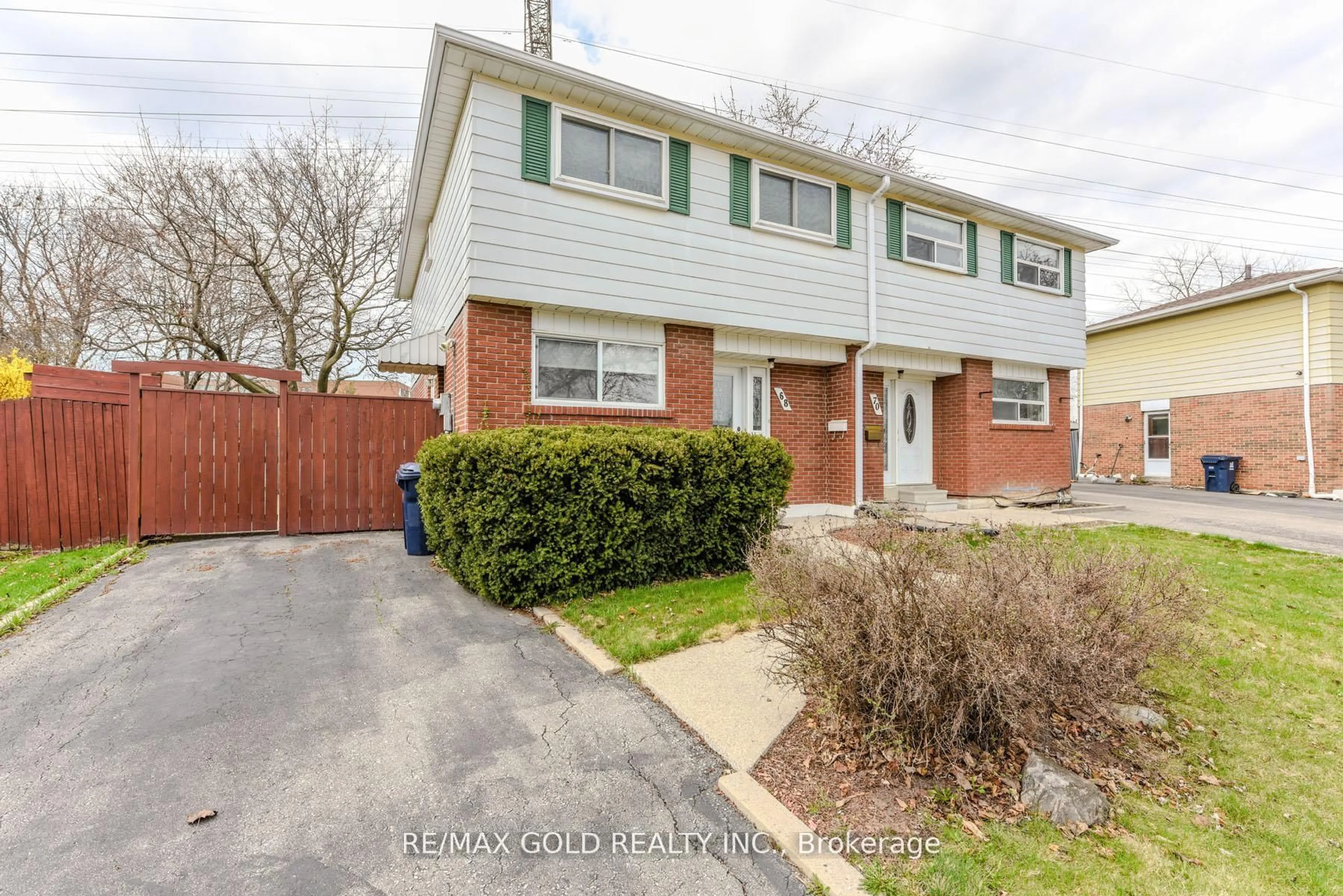 Home with brick exterior material, street for 68 Lynmont Rd, Toronto Ontario M9V 3X2