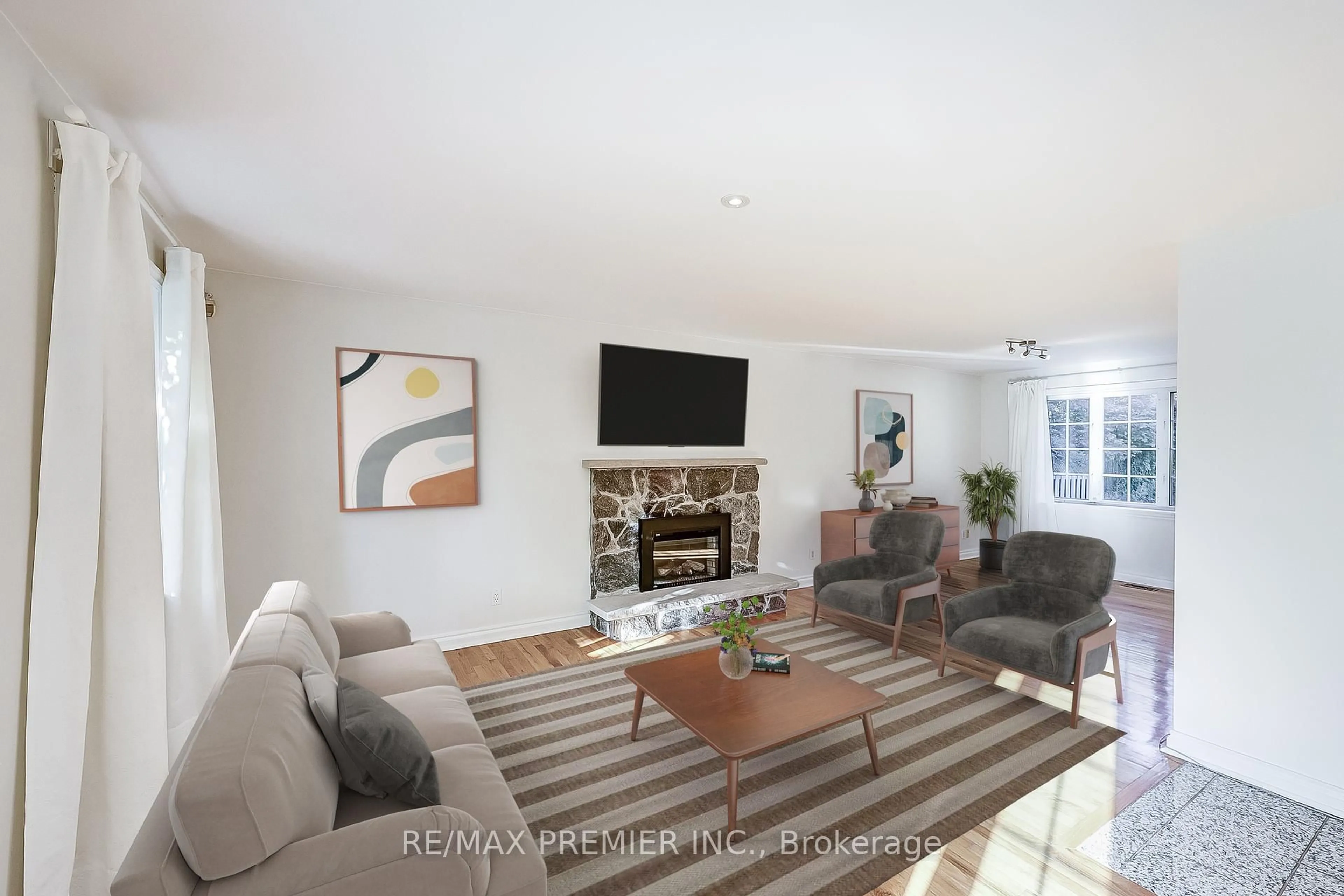 Living room with furniture, unknown for 16 Woodvalley Dr, Toronto Ontario M9A 4H1