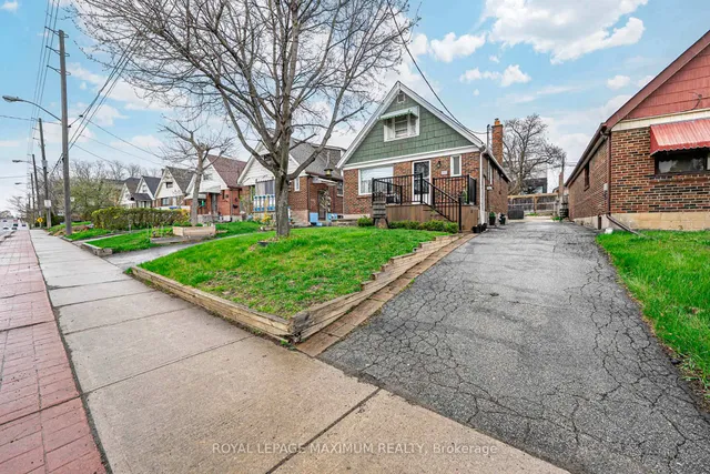 Additional property image - 2113 Keele St