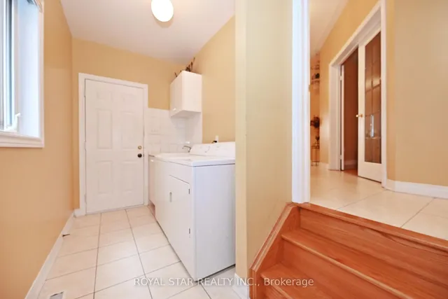 Additional property image - 395 Rocca Crt