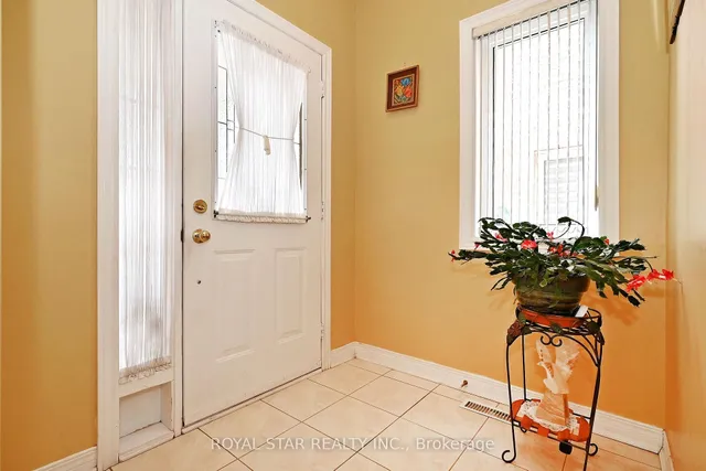 Additional property image - 395 Rocca Crt