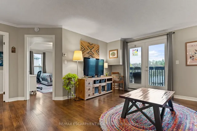 Additional property image - 2030 Cleaver Ave Unit 302