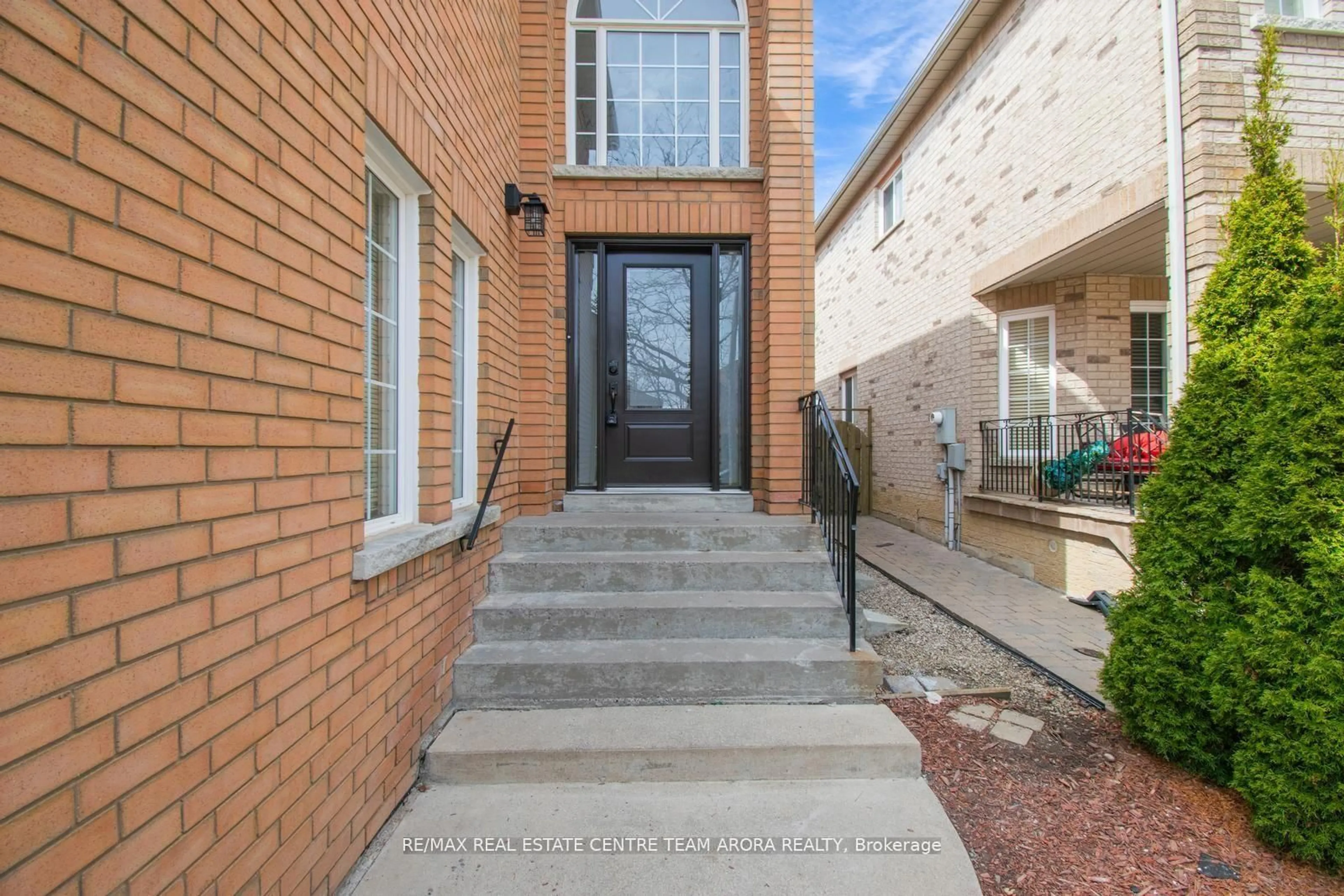 Unknown for 25 Sweet Briar Lane, Brampton Ontario L6Z 4V2