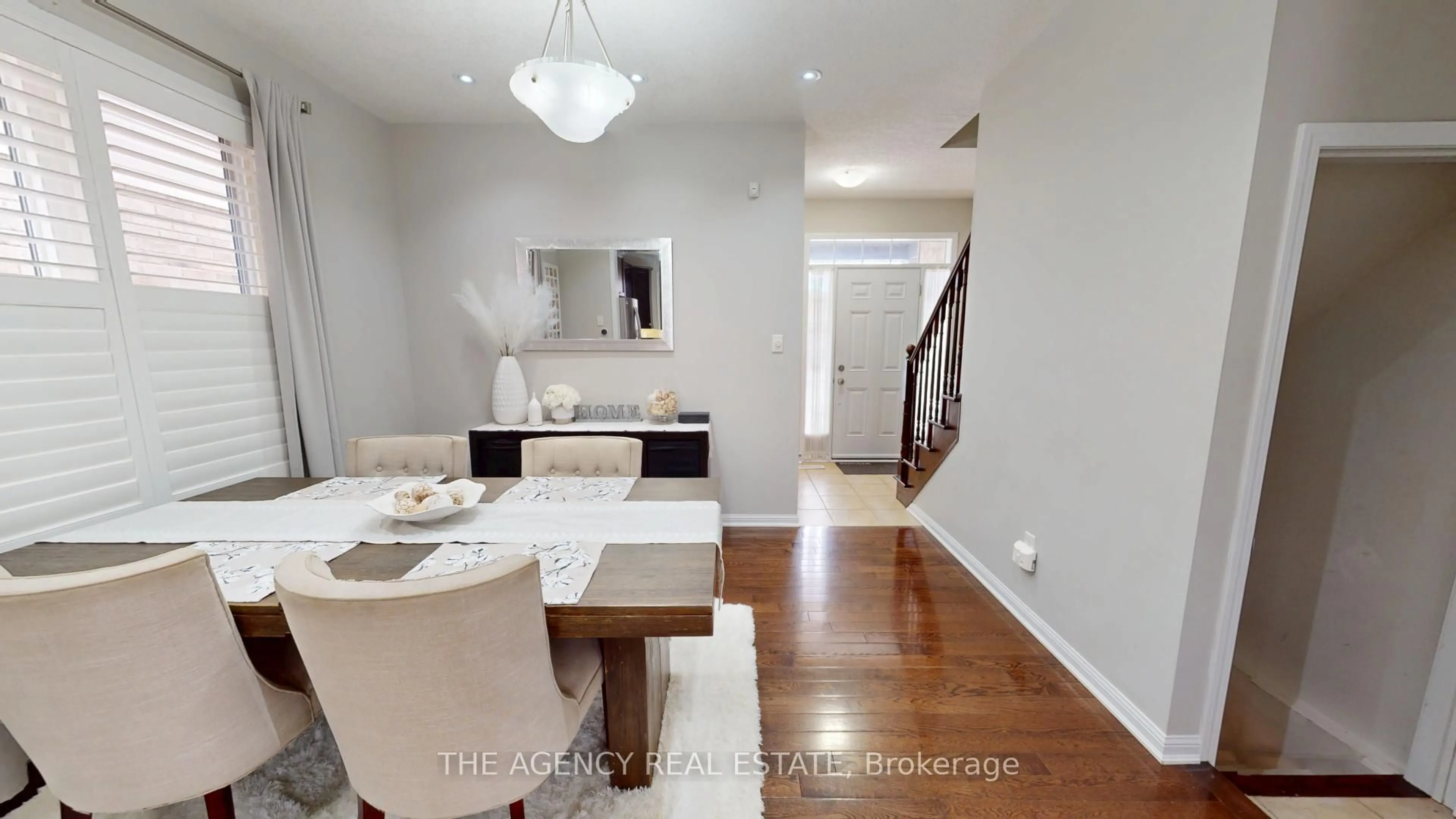 Dining room, unknown for 346 Schreyer Cres, Milton Ontario L9T 7T1