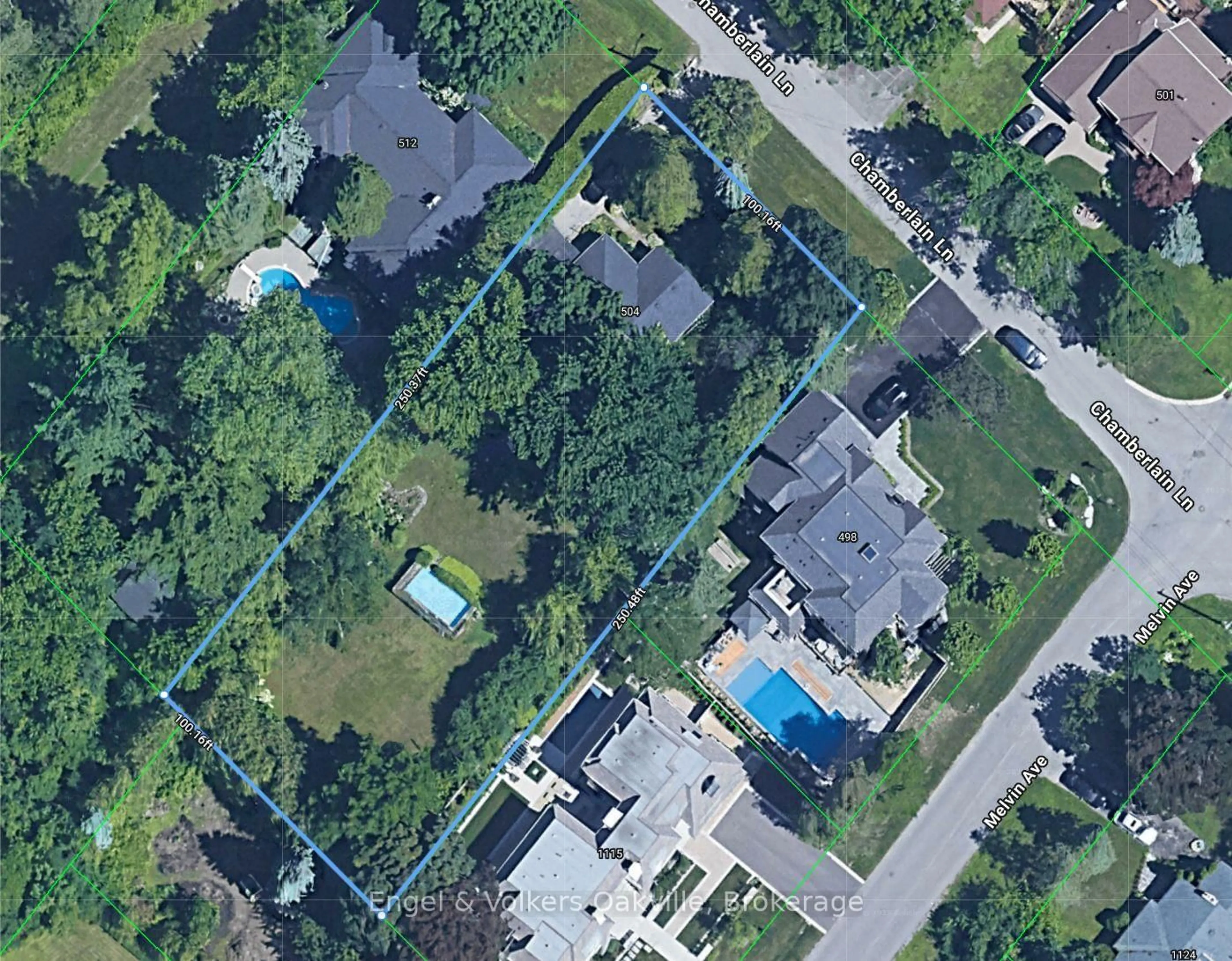 A pic from outside/outdoor area/front of a property/back of a property/a pic from drone, street for 504 Chamberlain Lane, Oakville Ontario L6J 4H6
