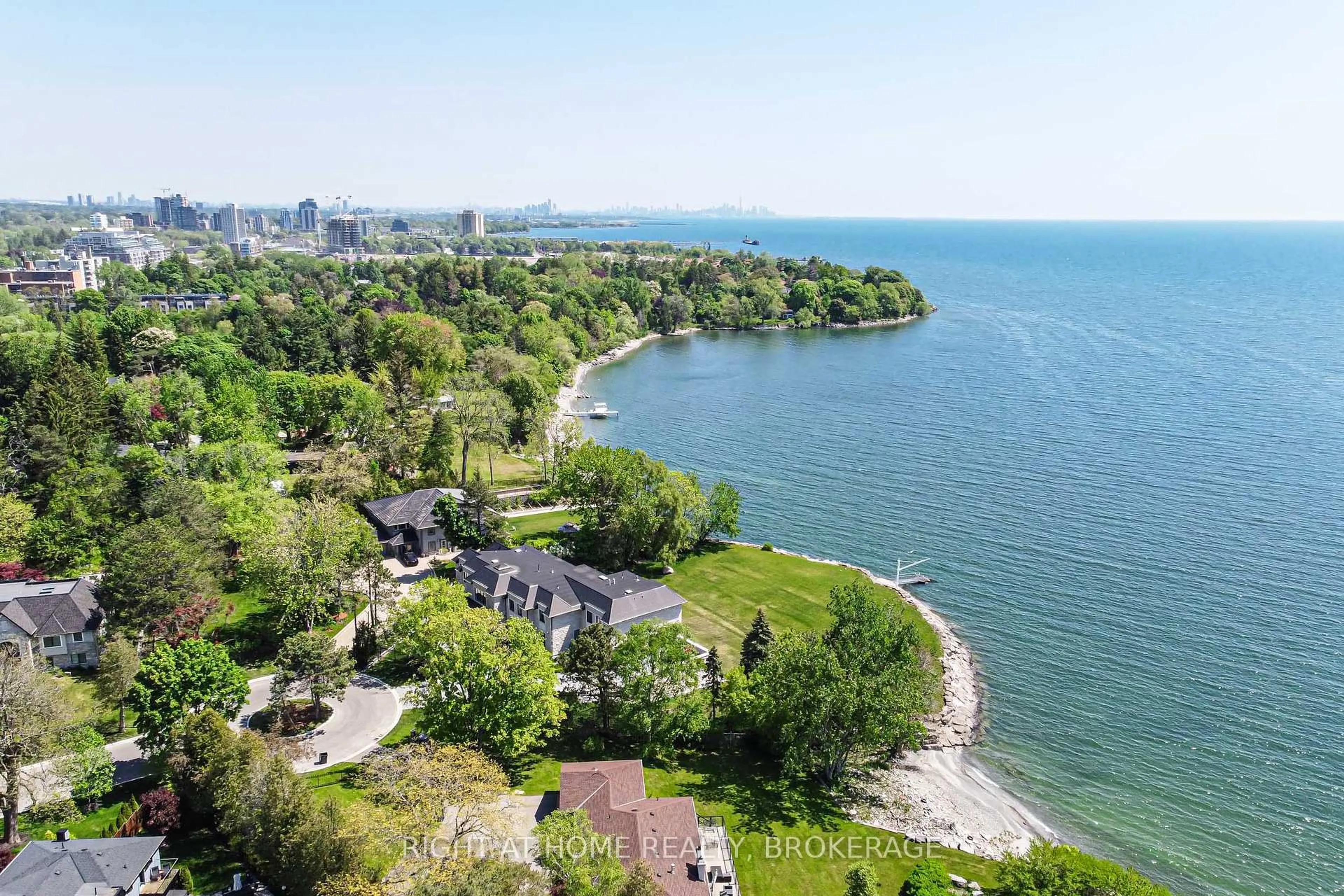 A pic from outside/outdoor area/front of a property/back of a property/a pic from drone, water/lake/river/ocean view for 771 Dack Blvd, Mississauga Ontario L5H 1E5