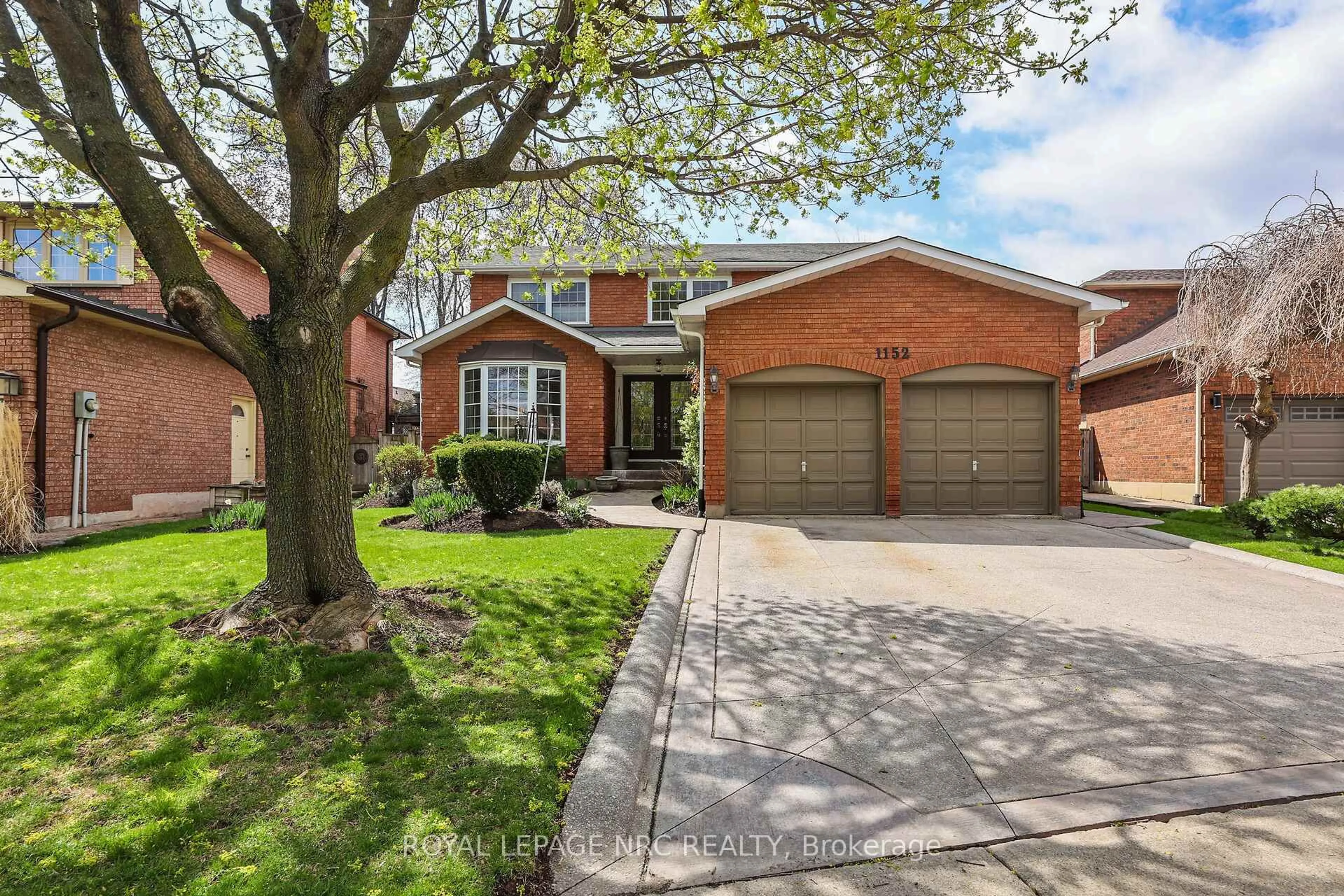 Home with brick exterior material, street for 1152 Rushbrooke Dr, Oakville Ontario L6M 1K1