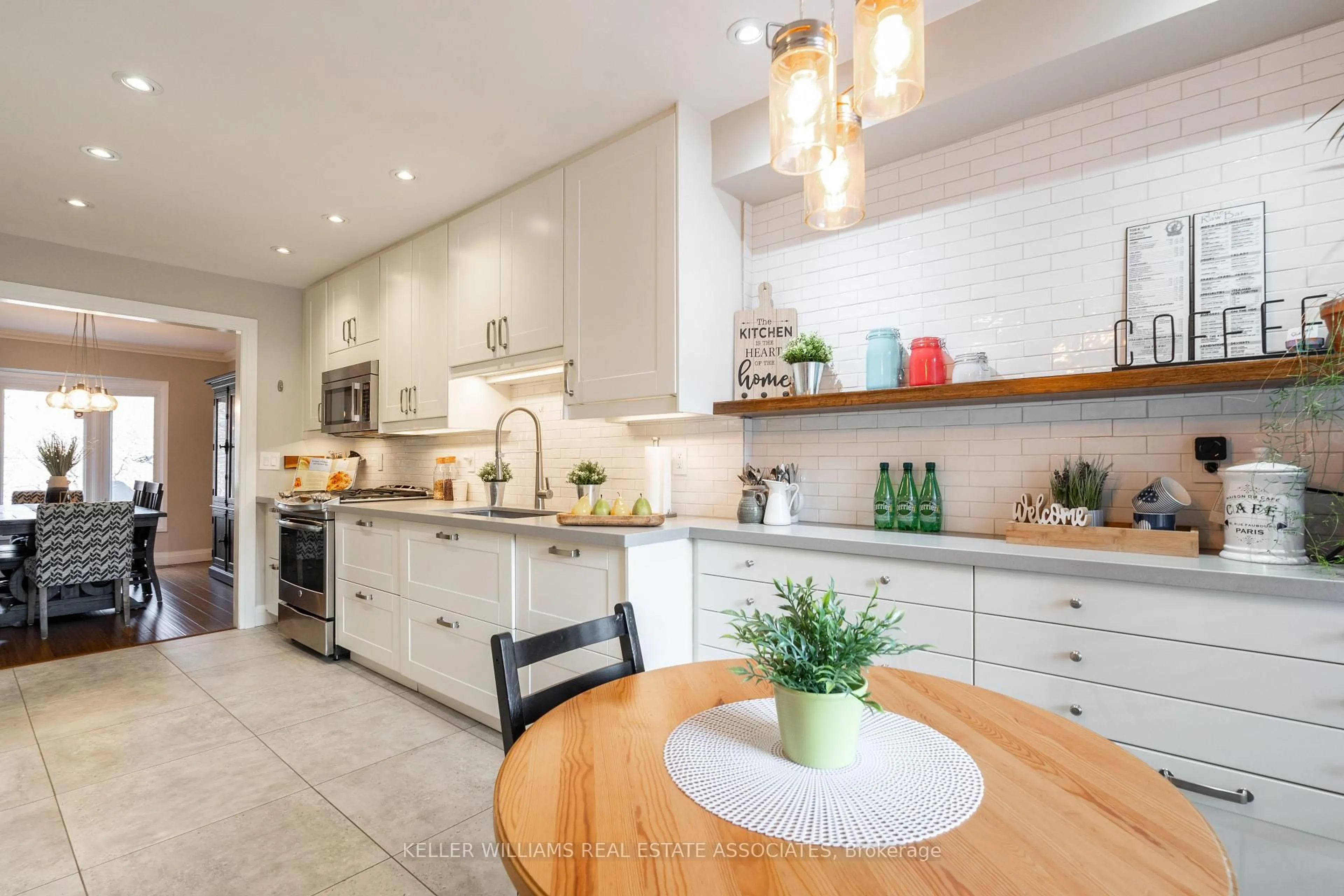 Open concept kitchen, unknown for 3265 South Millway N/A #19, Mississauga Ontario L5L 2R3