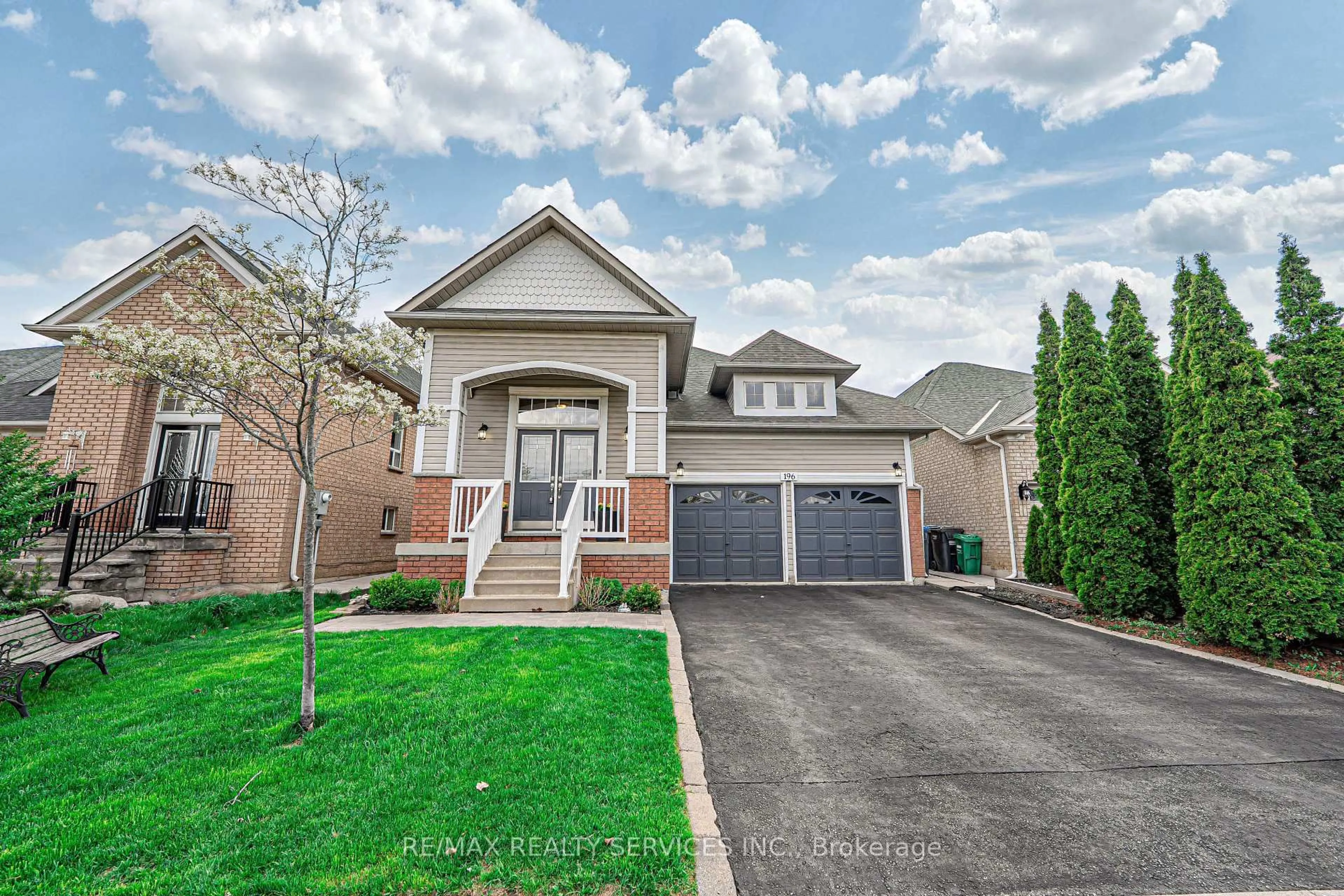 Home with brick exterior material, street for 196 Van Scott Dr, Brampton Ontario L7A 1V8