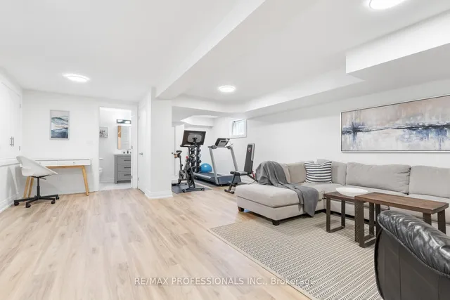 Additional image 13 of 43 Bellman Ave