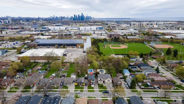 Primary image of 43 Bellman Ave