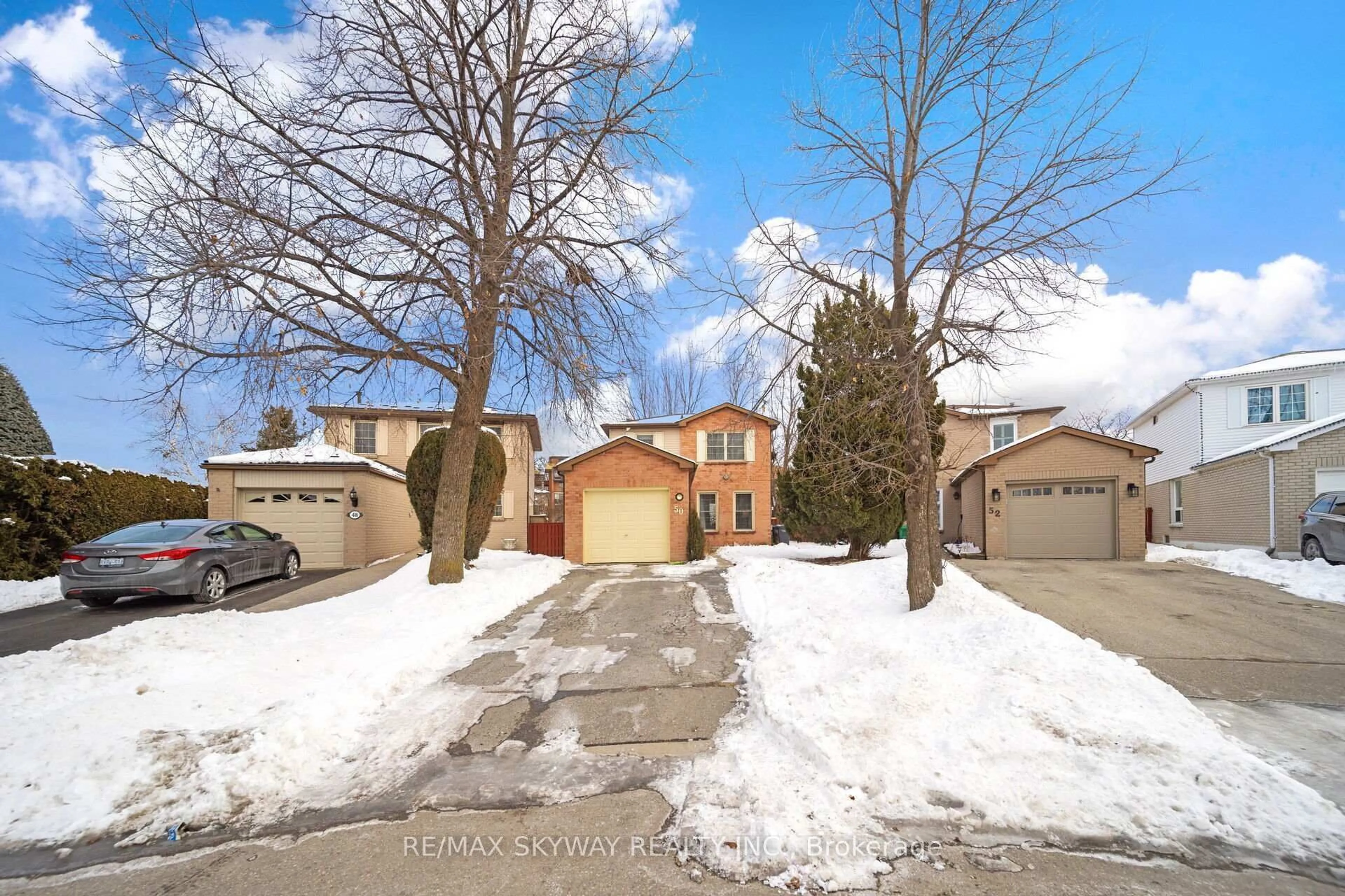 A pic from outside/outdoor area/front of a property/back of a property/a pic from drone, street for 50 Festoon Pl, Brampton Ontario L6T 4R4