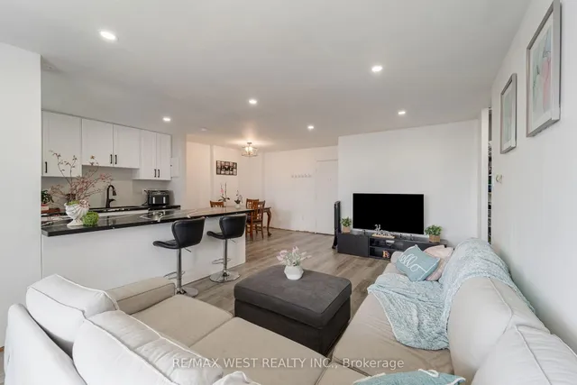 Additional property image - 1615 Bloor St Unit 1001