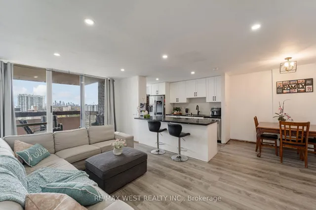 Additional property image - 1615 Bloor St Unit 1001