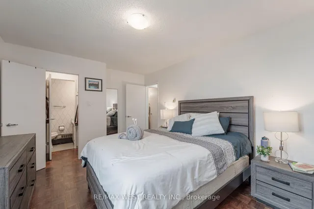 Additional property image - 1615 Bloor St Unit 1001