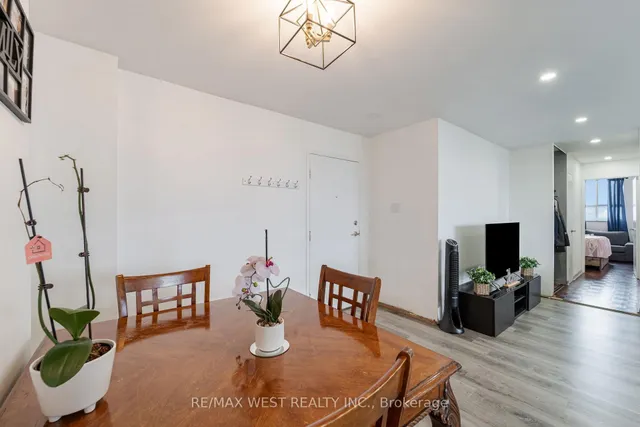 Additional property image - 1615 Bloor St Unit 1001
