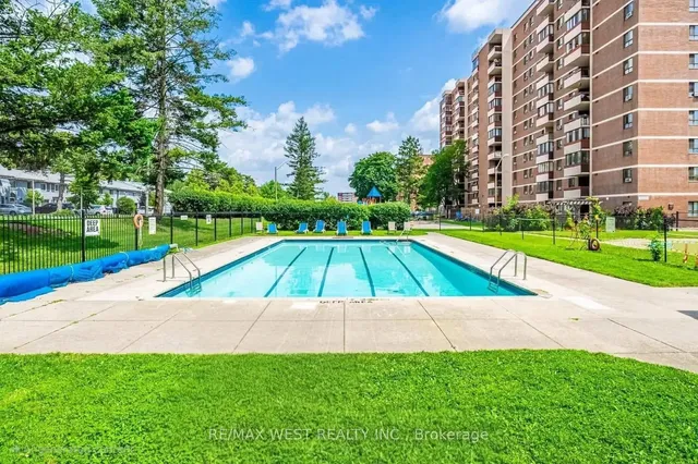 Additional property image - 1615 Bloor St Unit 1001