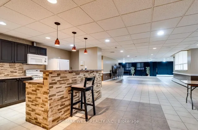 Additional property image - 1615 Bloor St Unit 1001