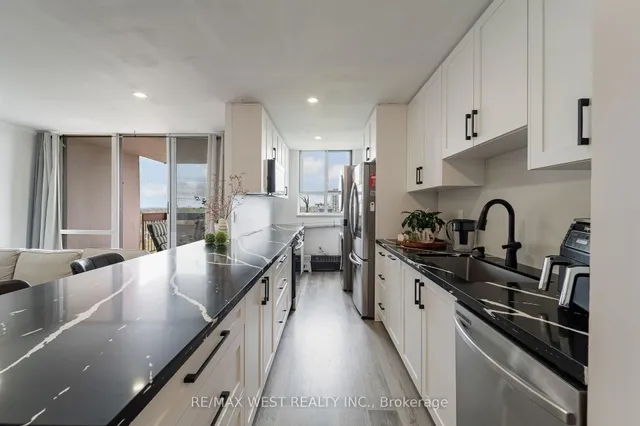 Additional property image - 1615 Bloor St Unit 1001
