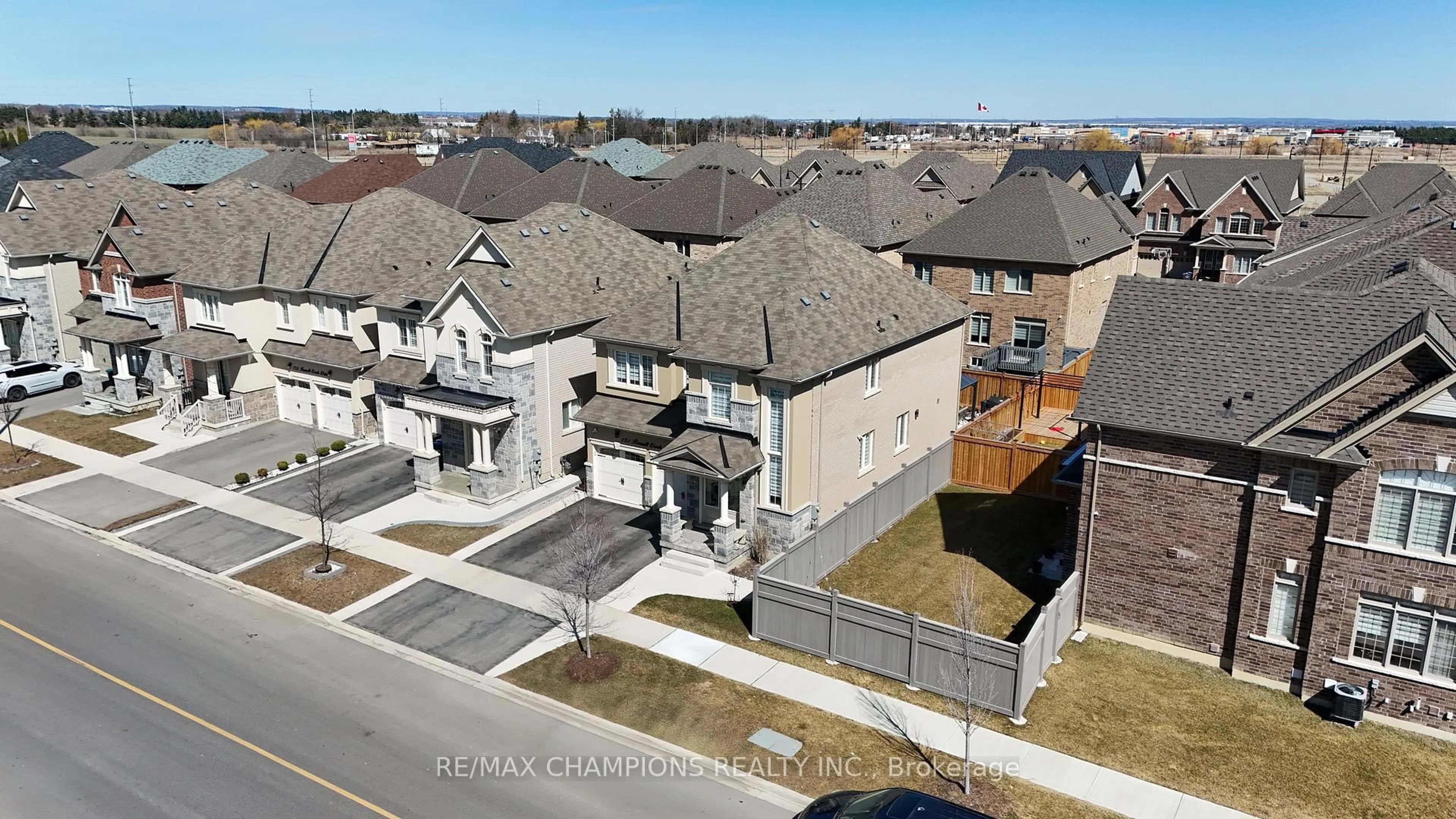 A pic from outside/outdoor area/front of a property/back of a property/a pic from drone, street for 151 RUSSELL CREEK Dr, Brampton Ontario L6R 4B4