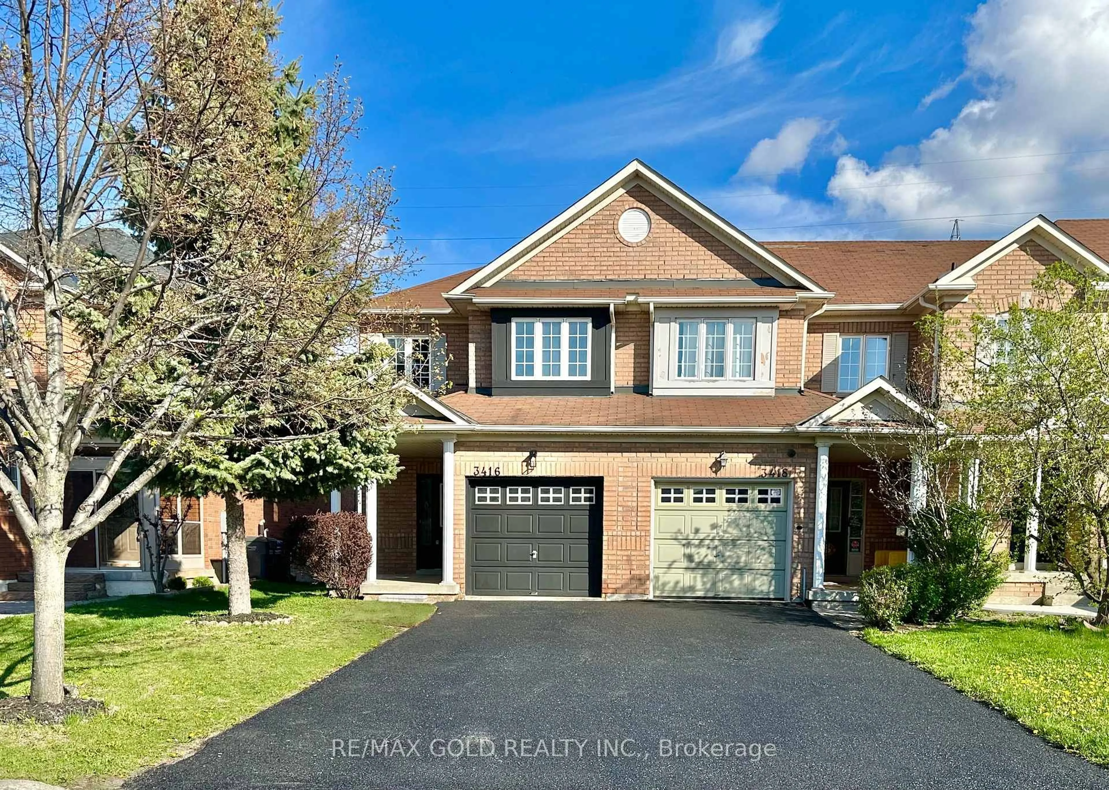 Home with brick exterior material, street for 3416 Angel Pass Dr, Mississauga Ontario L5M 7N4