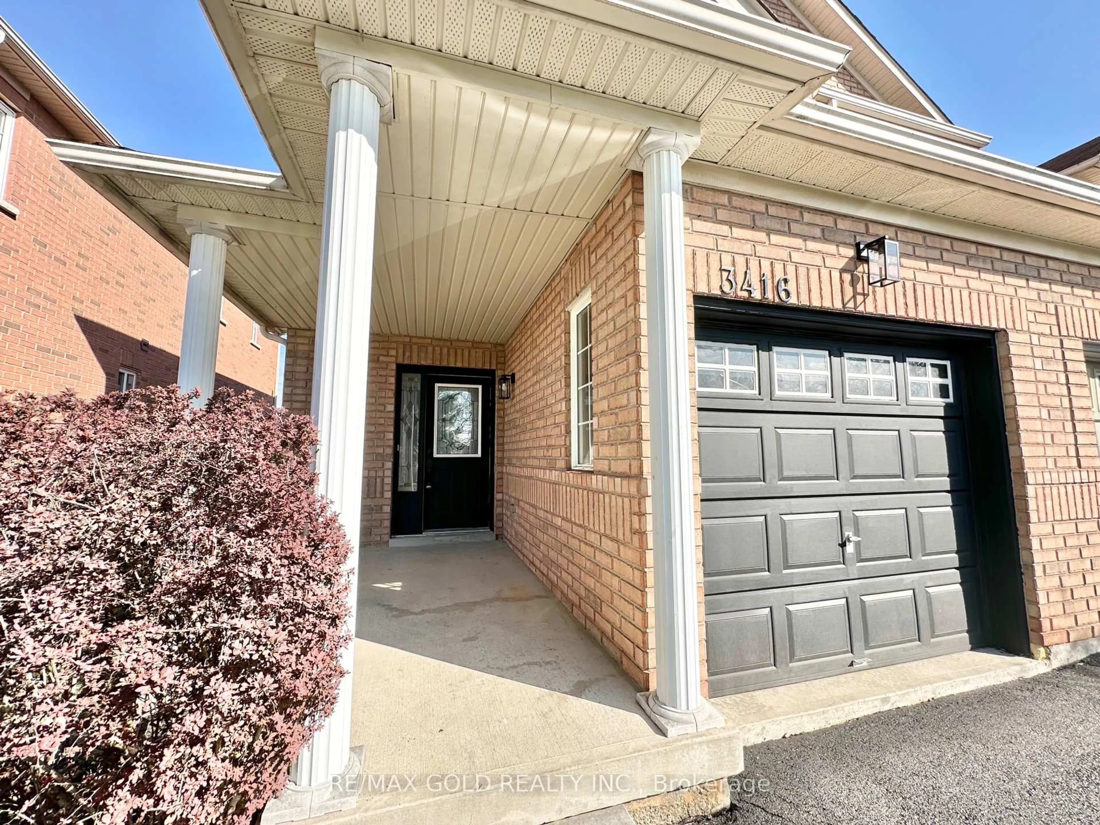 Home with brick exterior material, street for 3416 Angel Pass Dr, Mississauga Ontario L5M 7N4