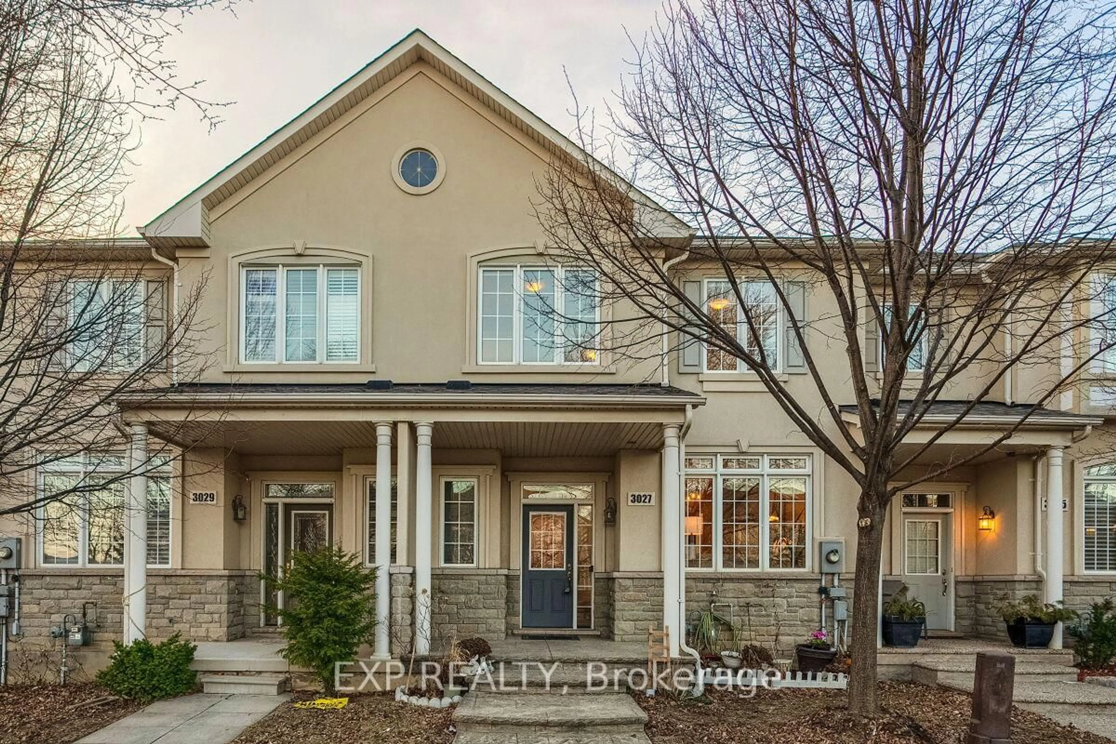 Home with brick exterior material, street for 3027 Richview Blvd, Oakville Ontario L6M 5C7