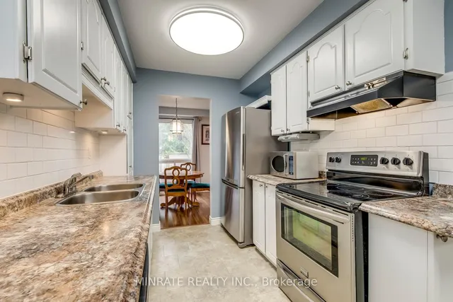 Additional property image - 1548 Newlands Cres Unit 14