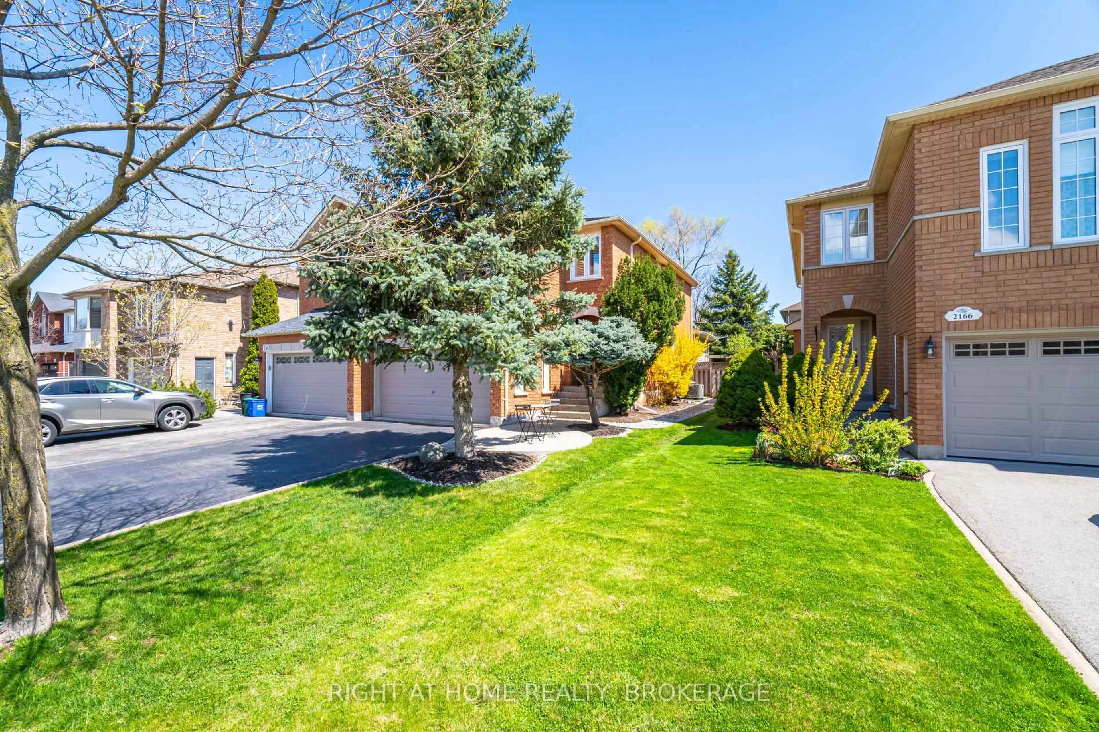 Unknown for 2164 Shady Glen Rd, Oakville Ontario L6M 3N7