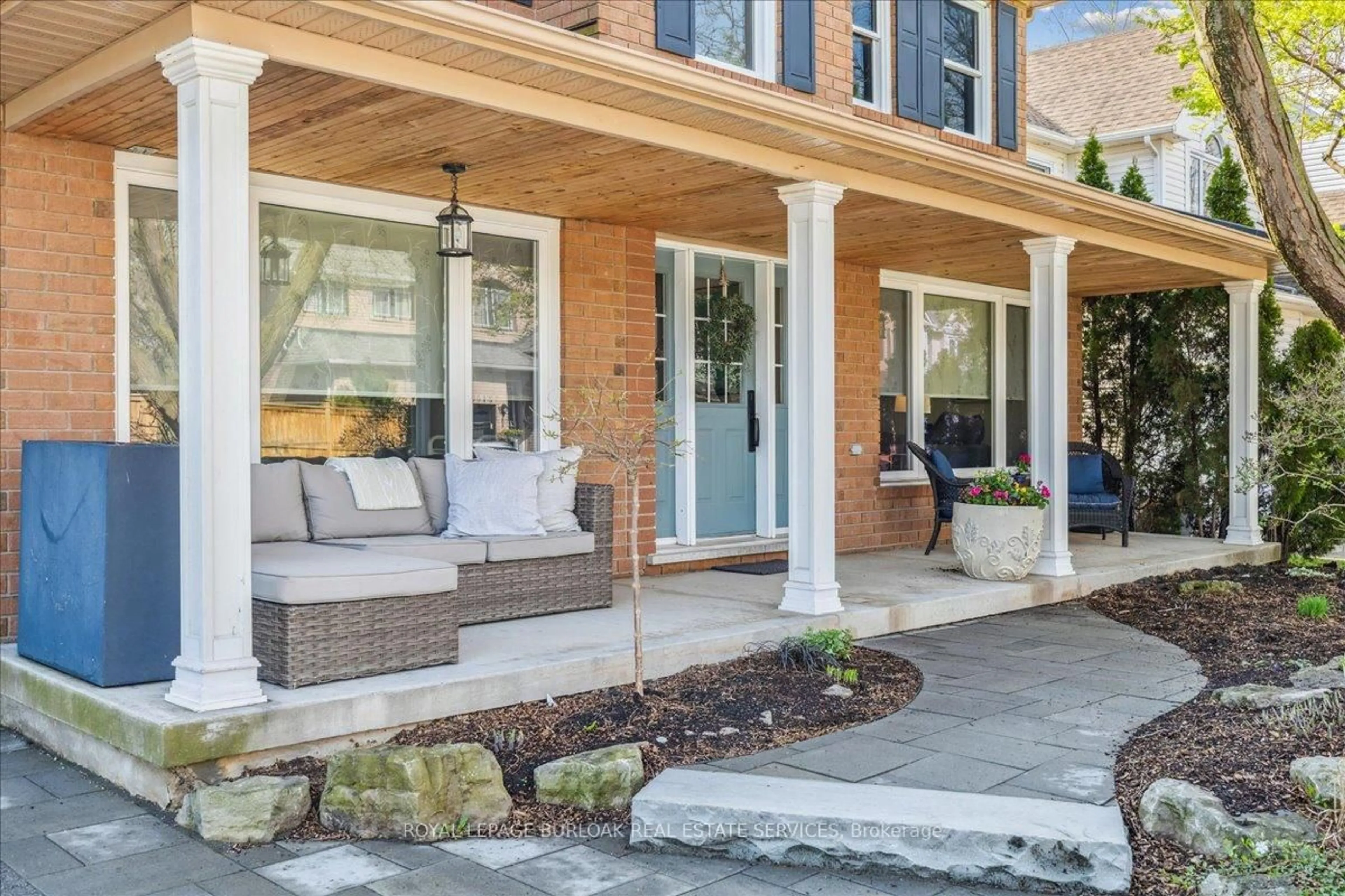 Home with brick exterior material, street for 2103 Novis Way, Burlington Ontario L7L 6M7