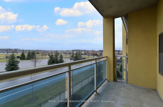 Additional property image - 1421 Costigan Rd Unit 306