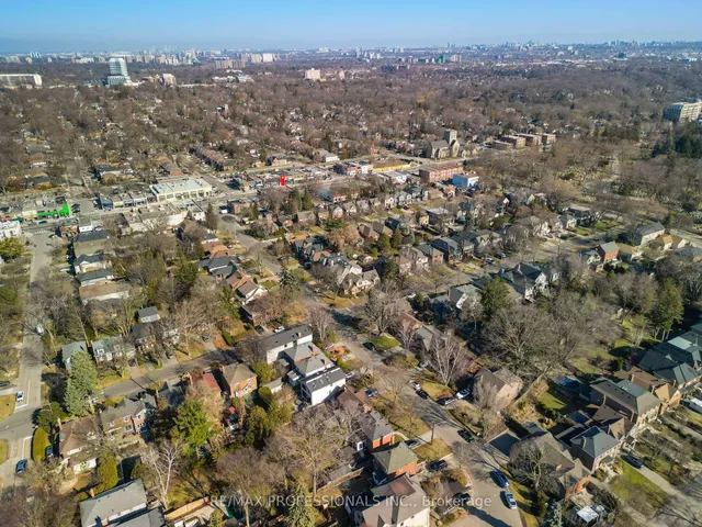 Additional image 8 of 231 Grenview Blvd