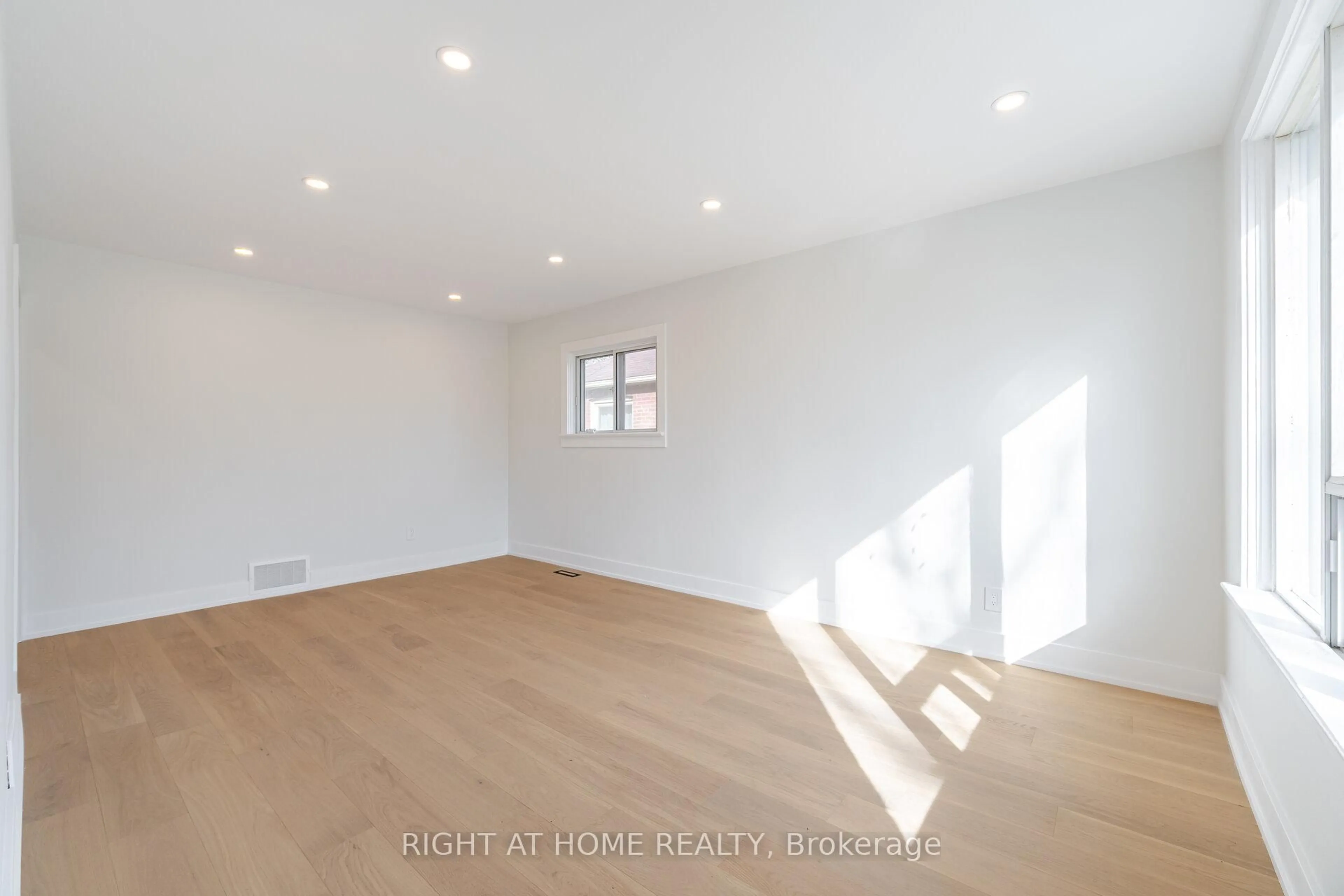 A pic of a room for 66 Gair Dr, Toronto Ontario M8W 4P8