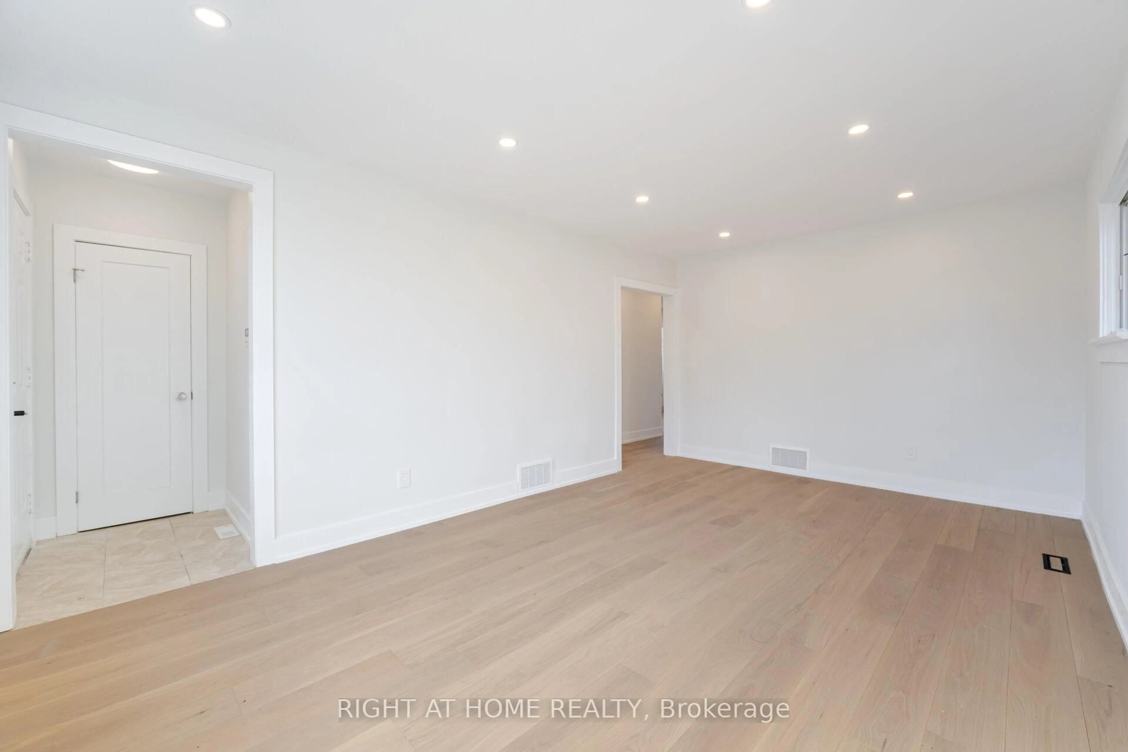 A pic of a room for 66 Gair Dr, Toronto Ontario M8W 4P8