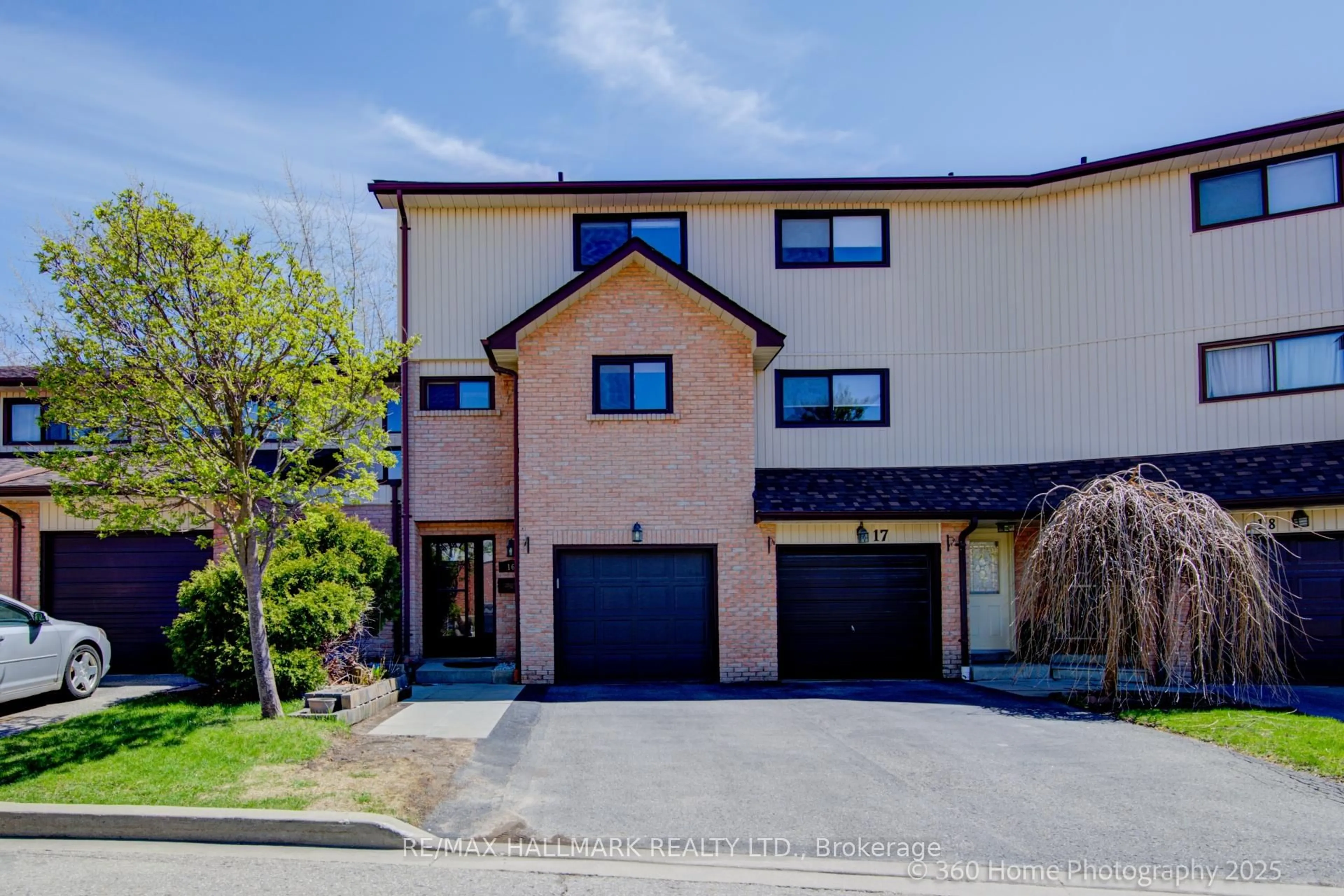 Unknown for 16 Dawson Cres, Brampton Ontario L6V 3M5