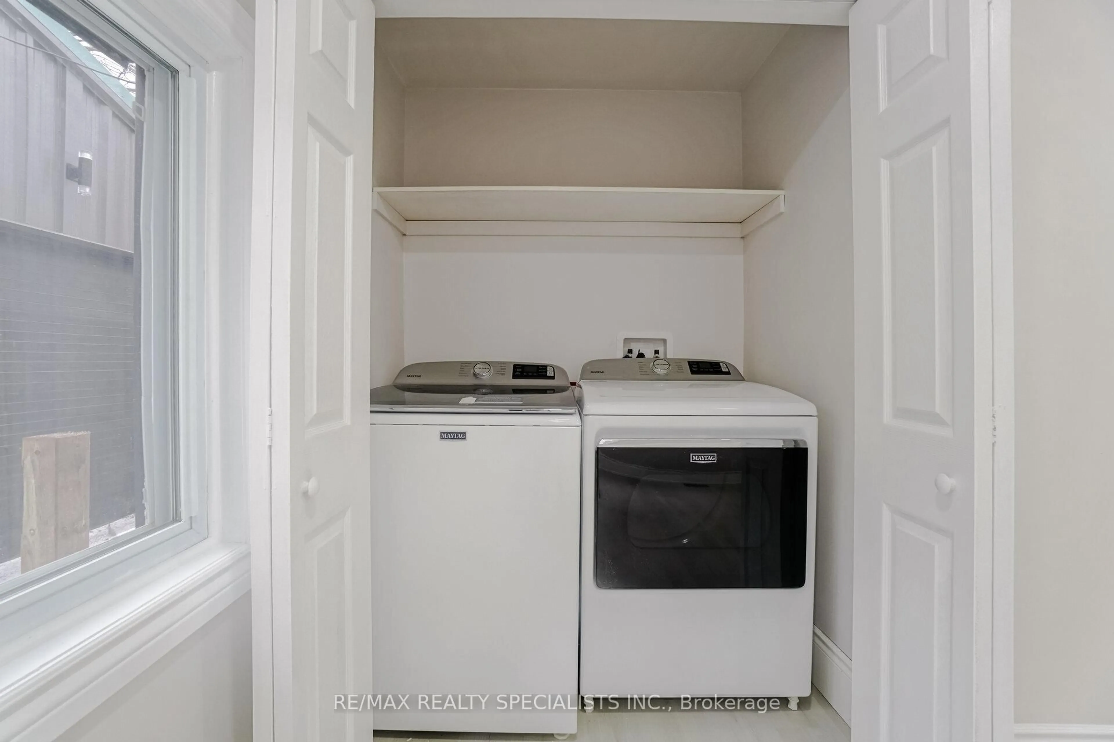 Laundry room for 86 Mill St, Orangeville Ontario L9W 2M7