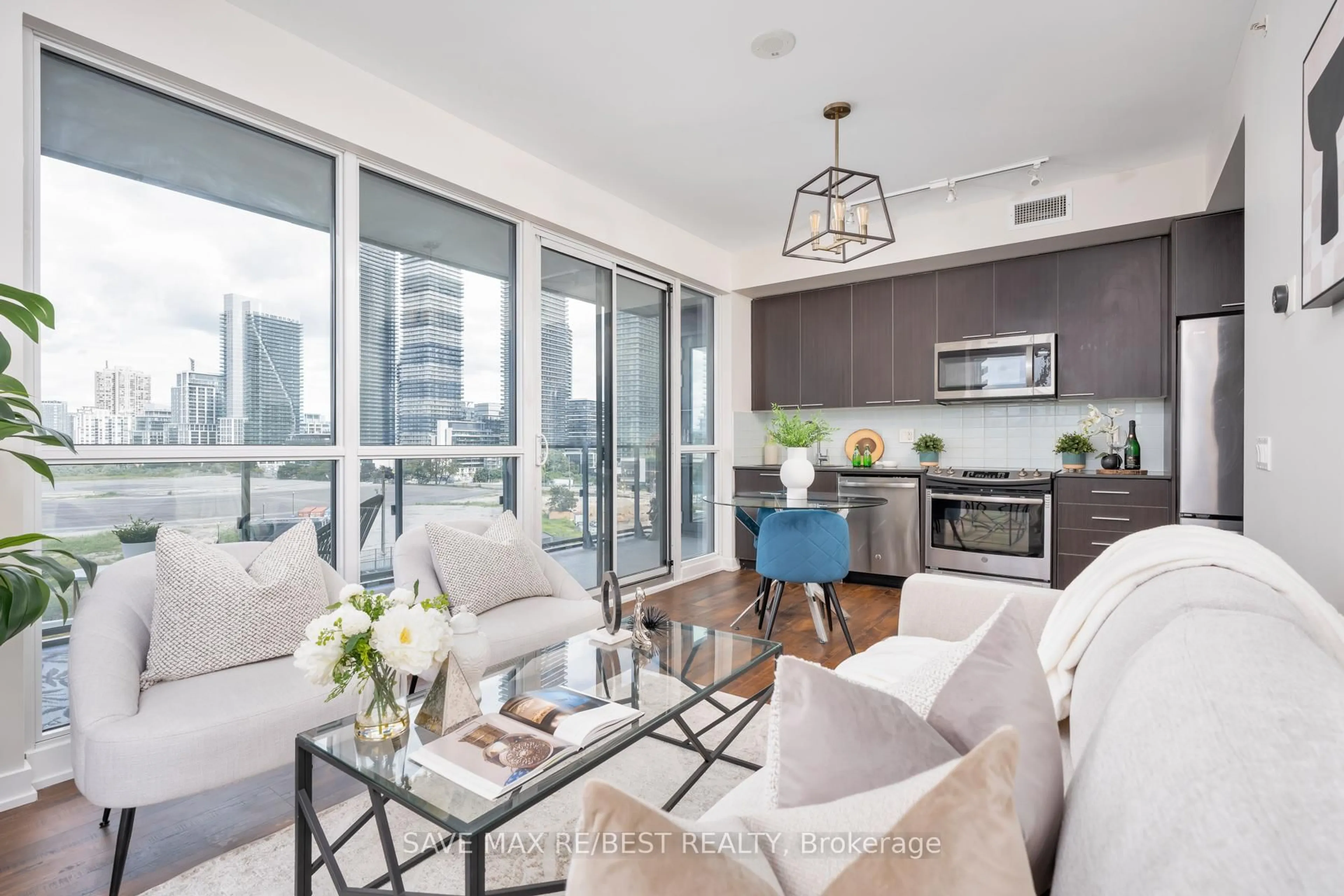 Living room with furniture, unknown for 10 Park Lawn Rd #807, Toronto Ontario M8V 0H9