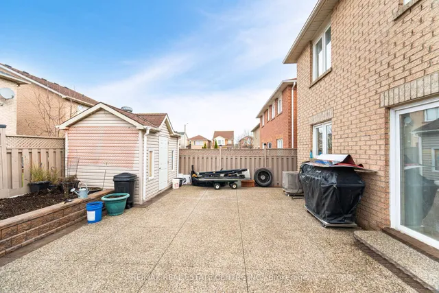 Primary image of 21 FALSTAFF Rd