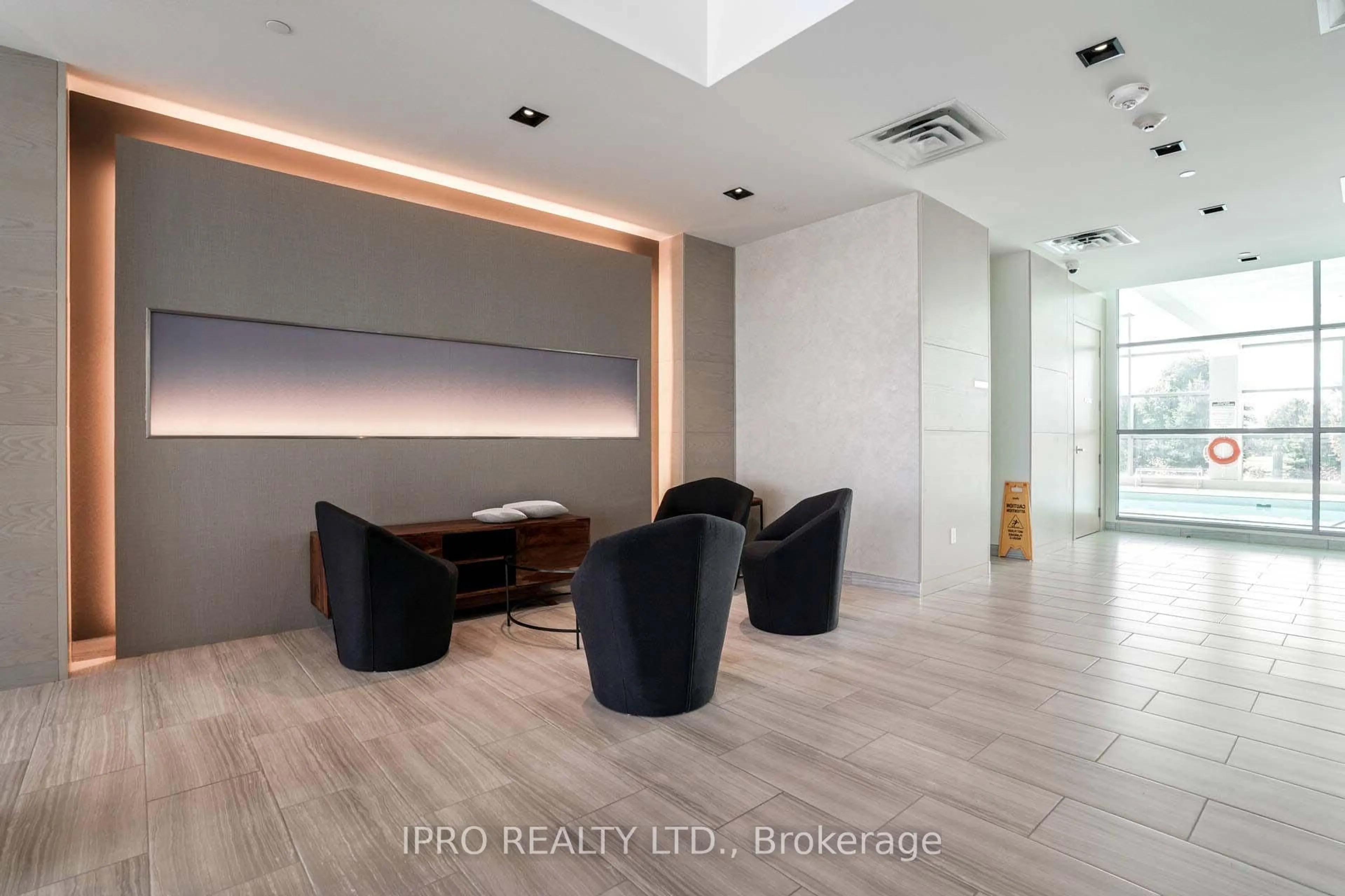 Lobby for 4677 Glen Erin Dr #1009, Mississauga Ontario L5M 2E3