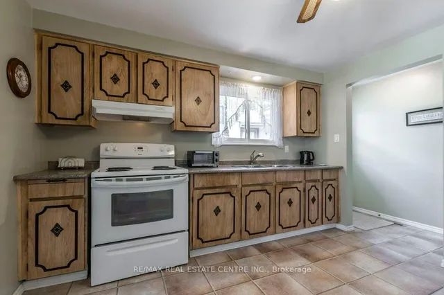 Additional property image - 65 Lorne Scots Dr