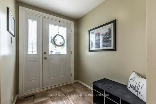 Additional property image - 65 Lorne Scots Dr