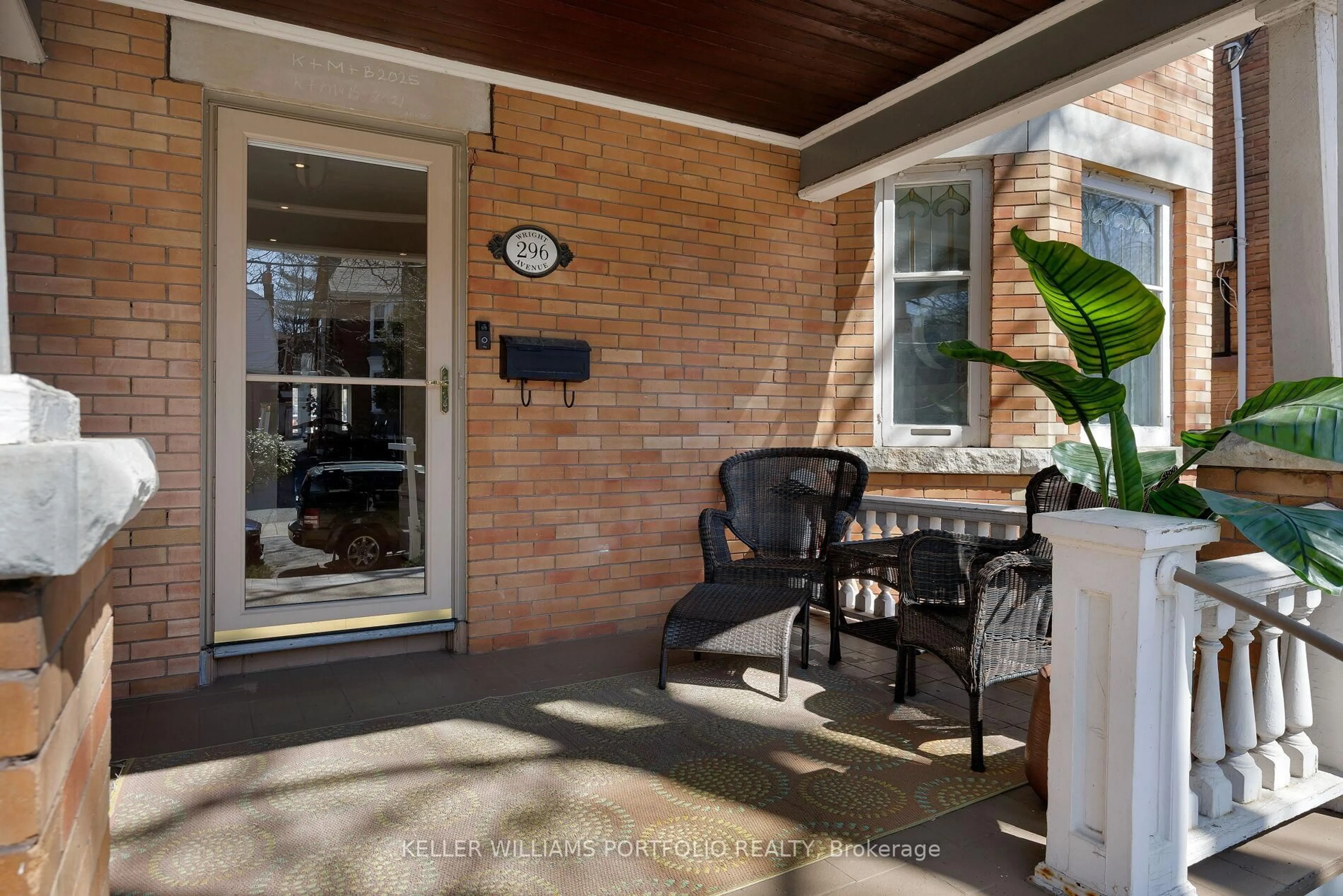 Unknown for 296 Wright Ave, Toronto Ontario M6R 1L9