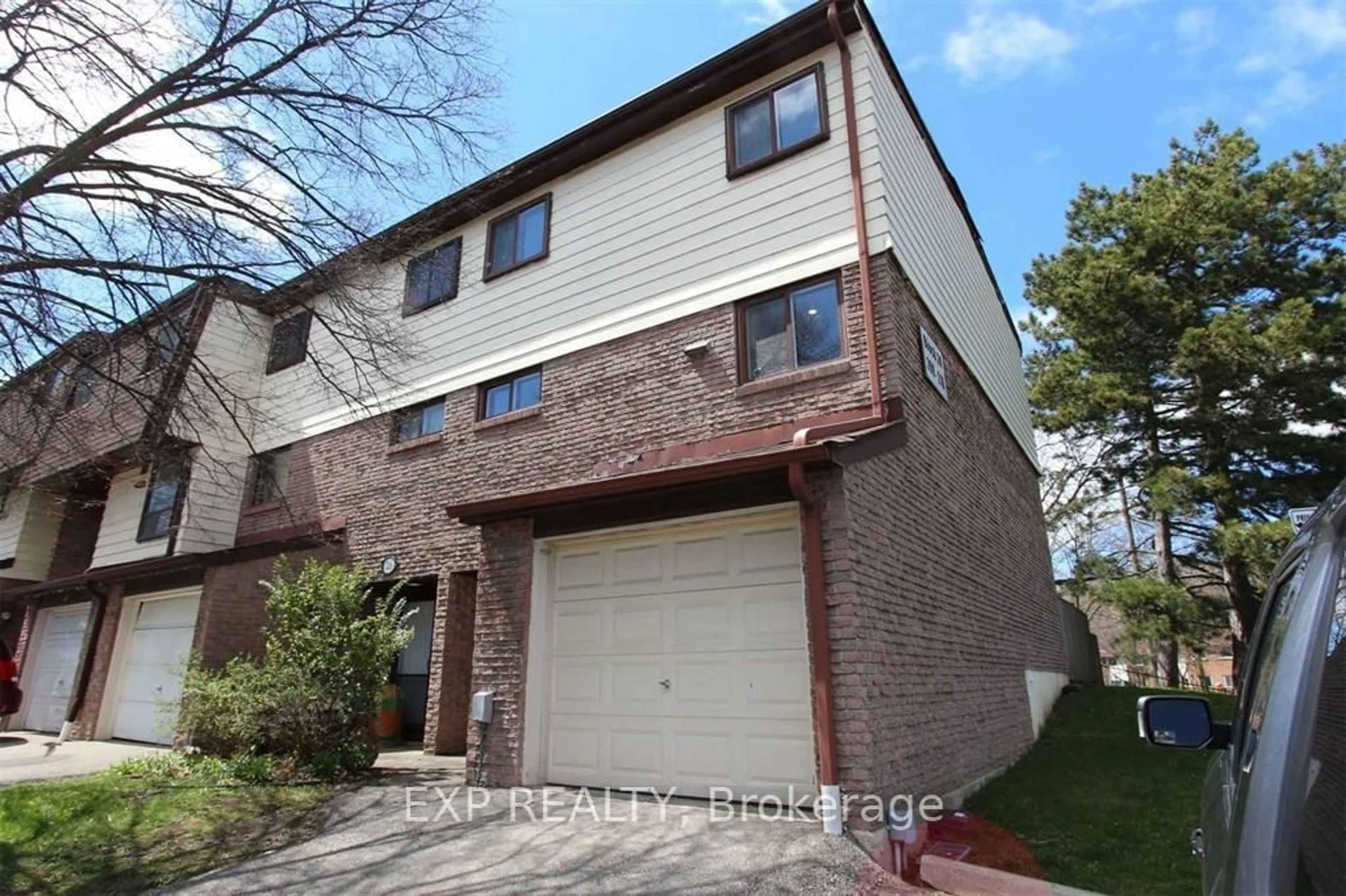 Home with brick exterior material, street for 180 Mississauga Valley Blvd #216, Mississauga Ontario L5A 3M2